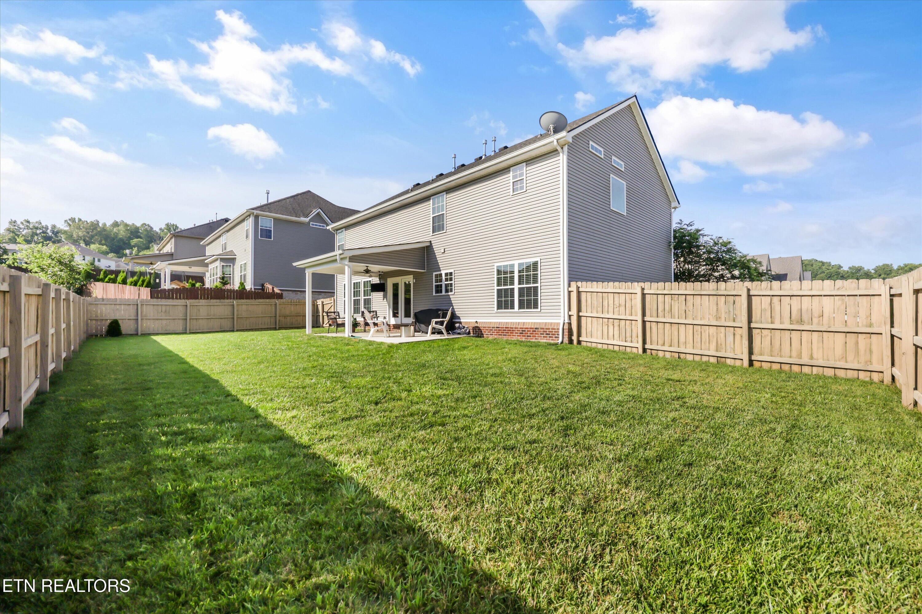 2058 Gusty Wind Lane Knoxville TN 37932