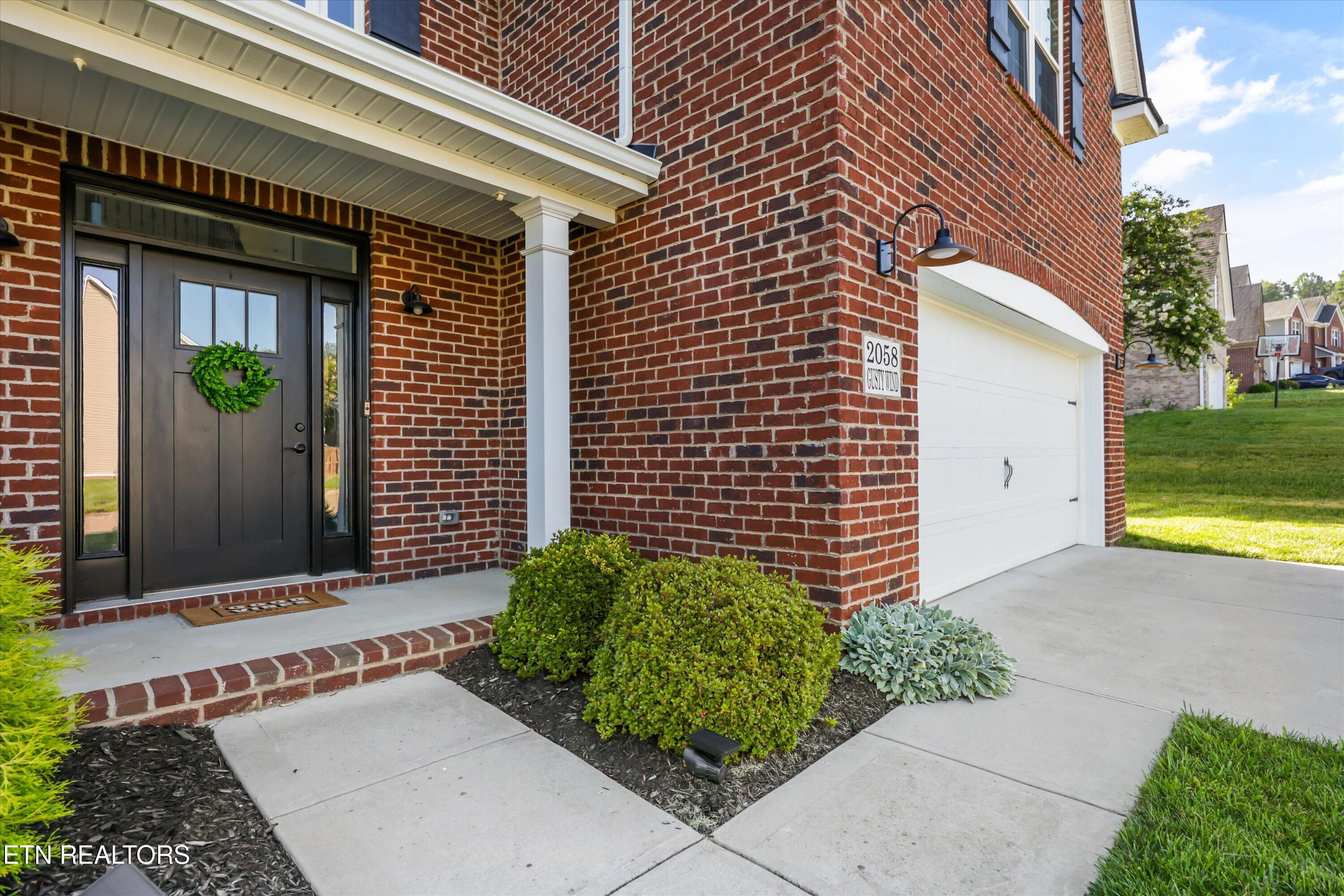 2058 Gusty Wind Lane Knoxville TN 37932