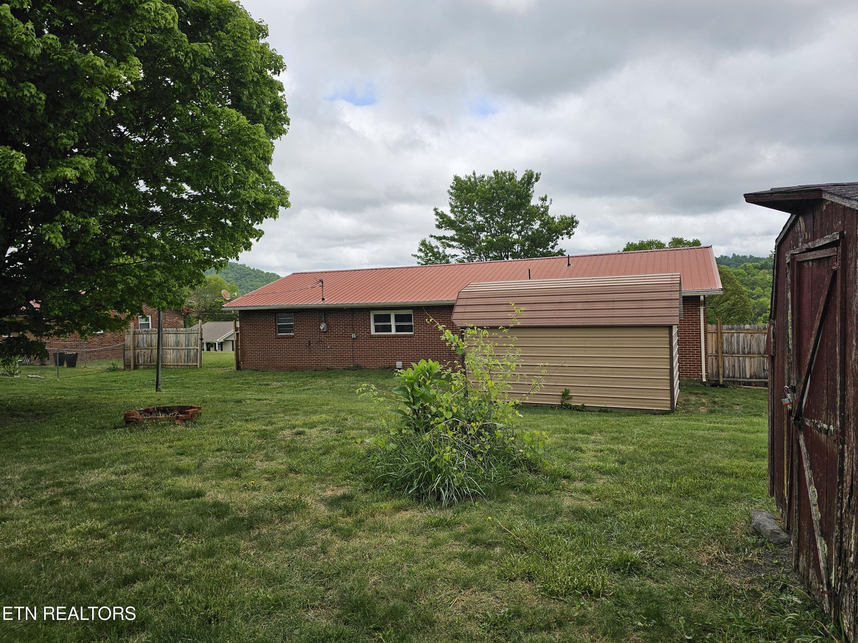 306 Wilson Hurst Street Tazewell TN 37879