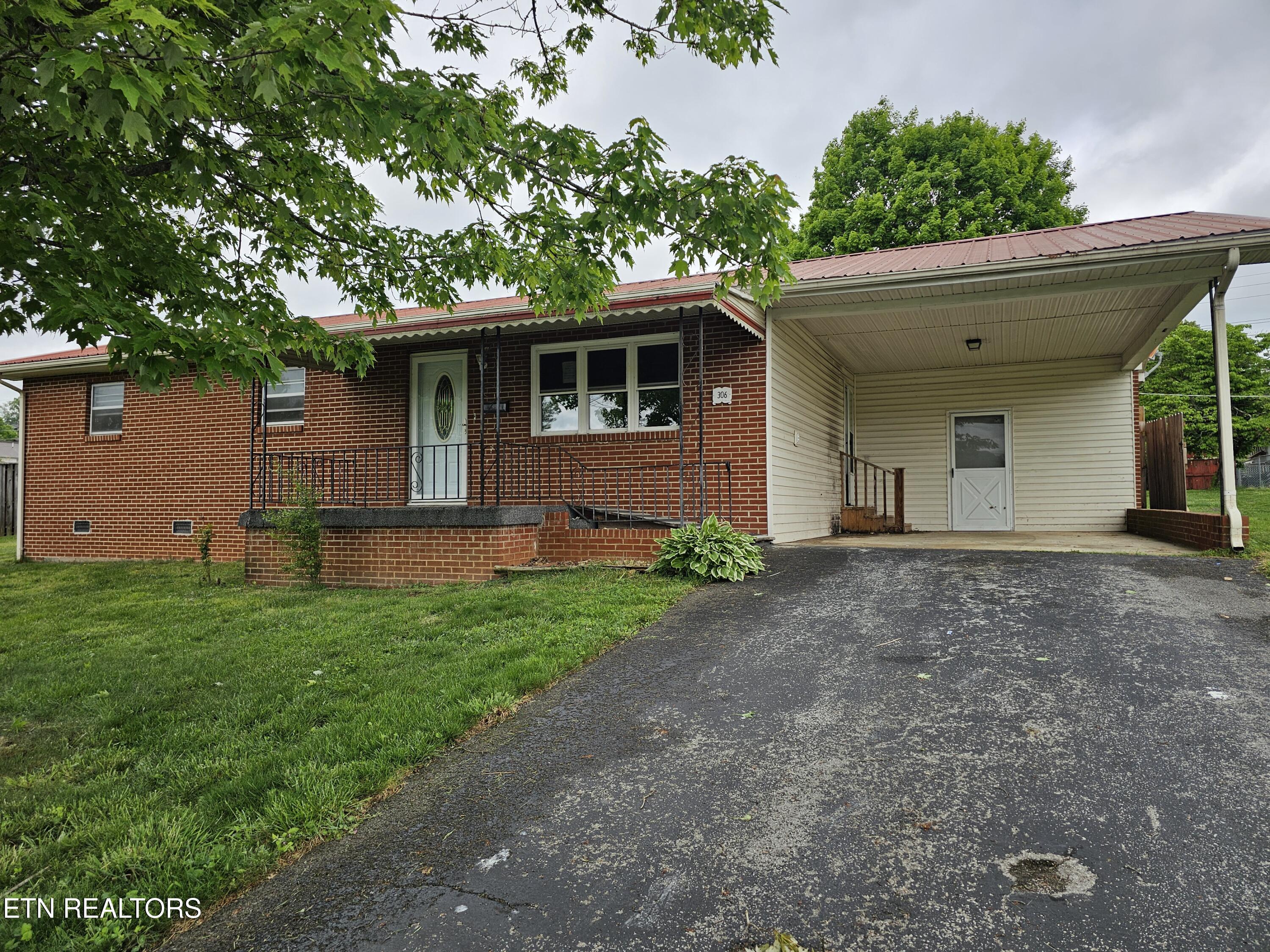 306 Wilson Hurst Street Tazewell TN 37879