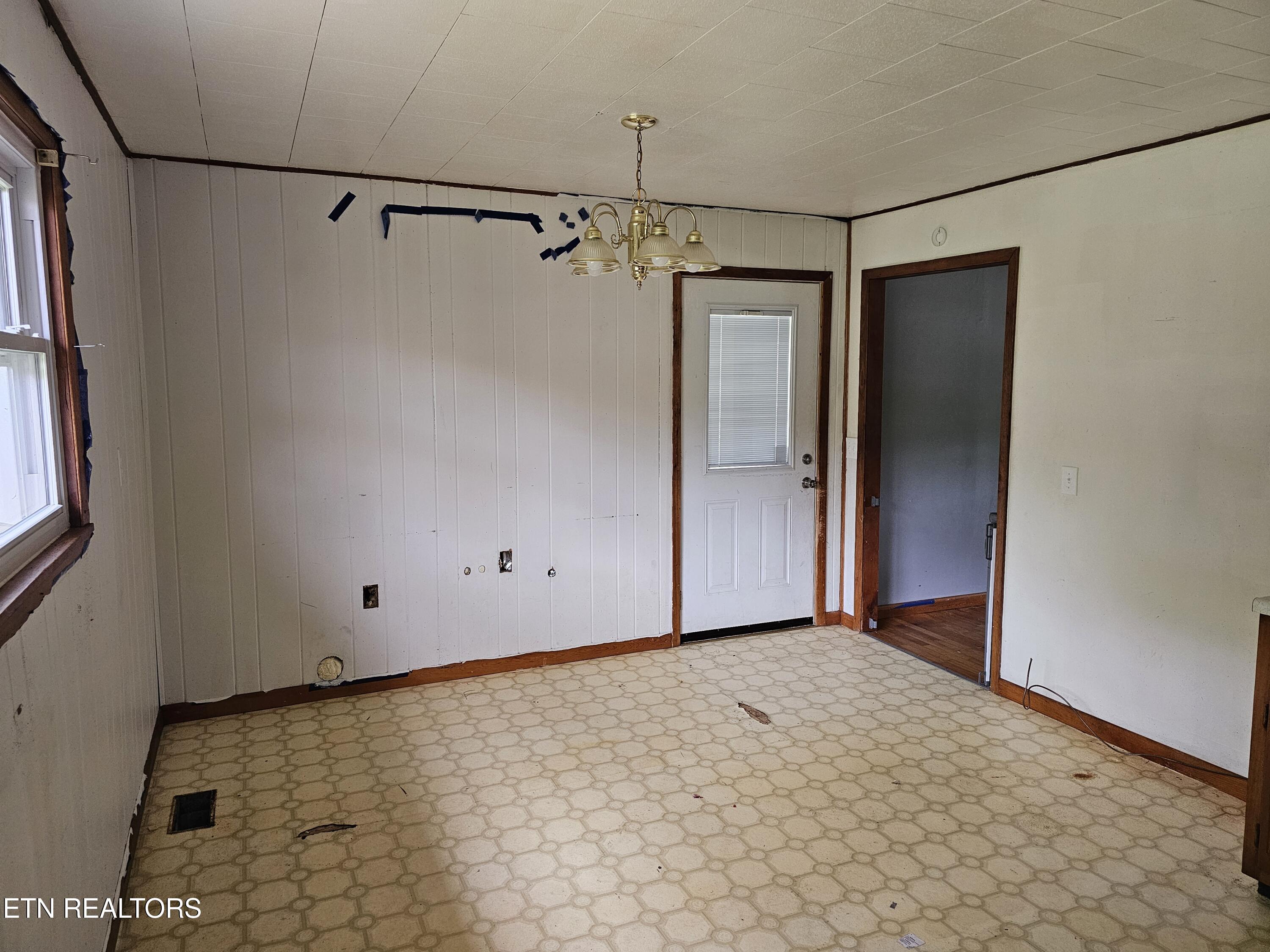 306 Wilson Hurst Street Tazewell TN 37879