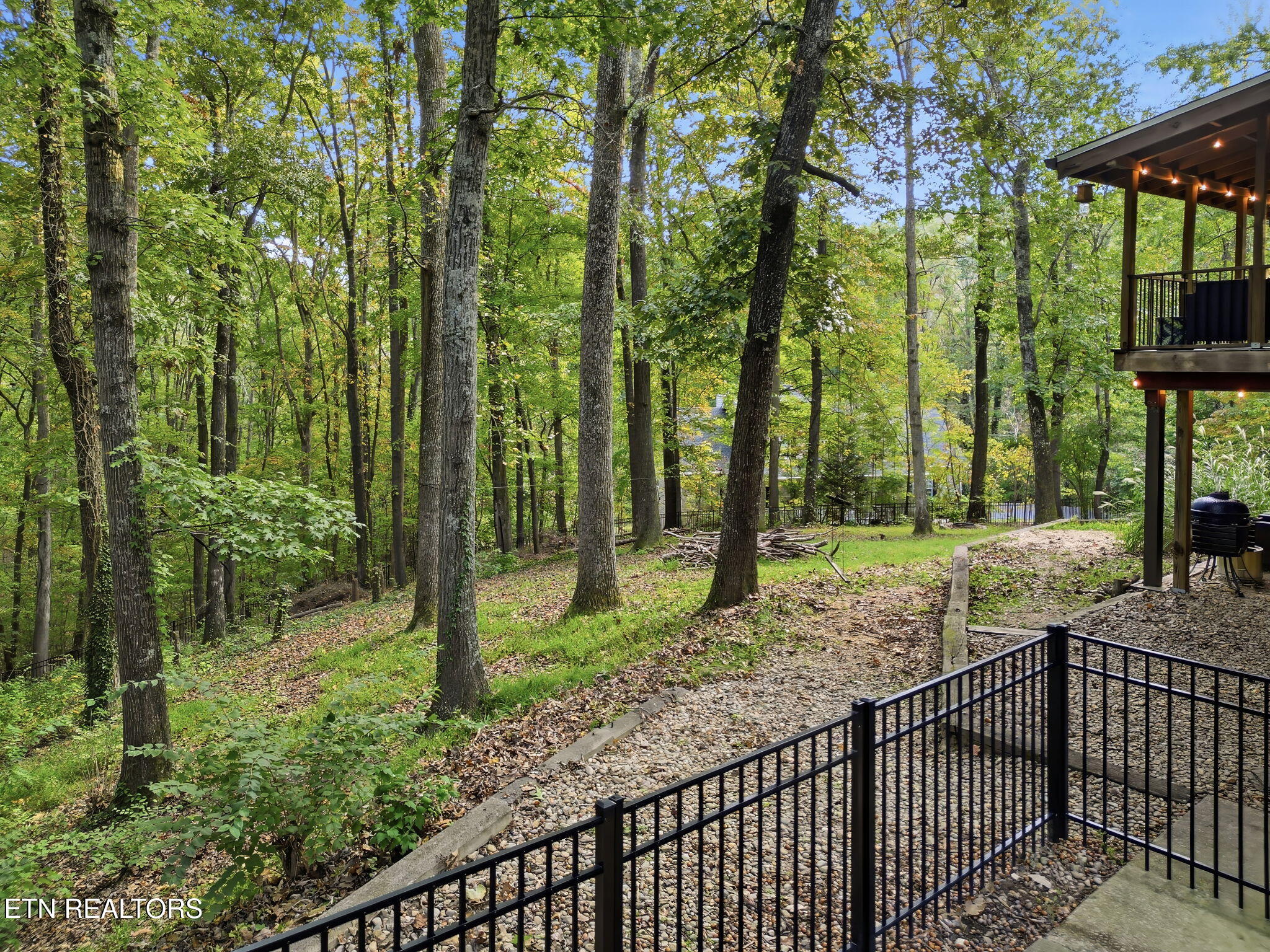 102 Lakecrest Lane Oak Ridge TN 37830