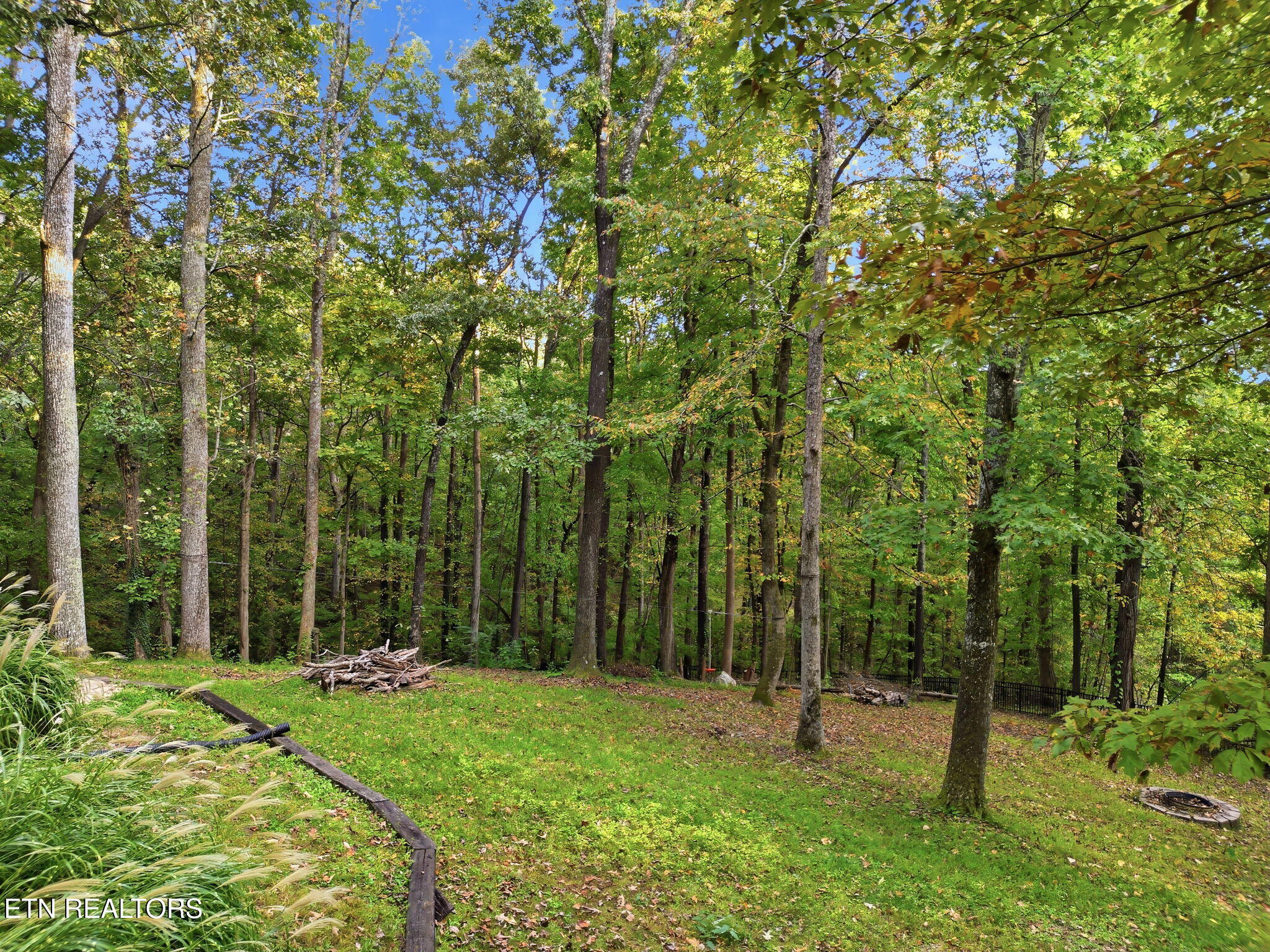 102 Lakecrest Lane Oak Ridge TN 37830