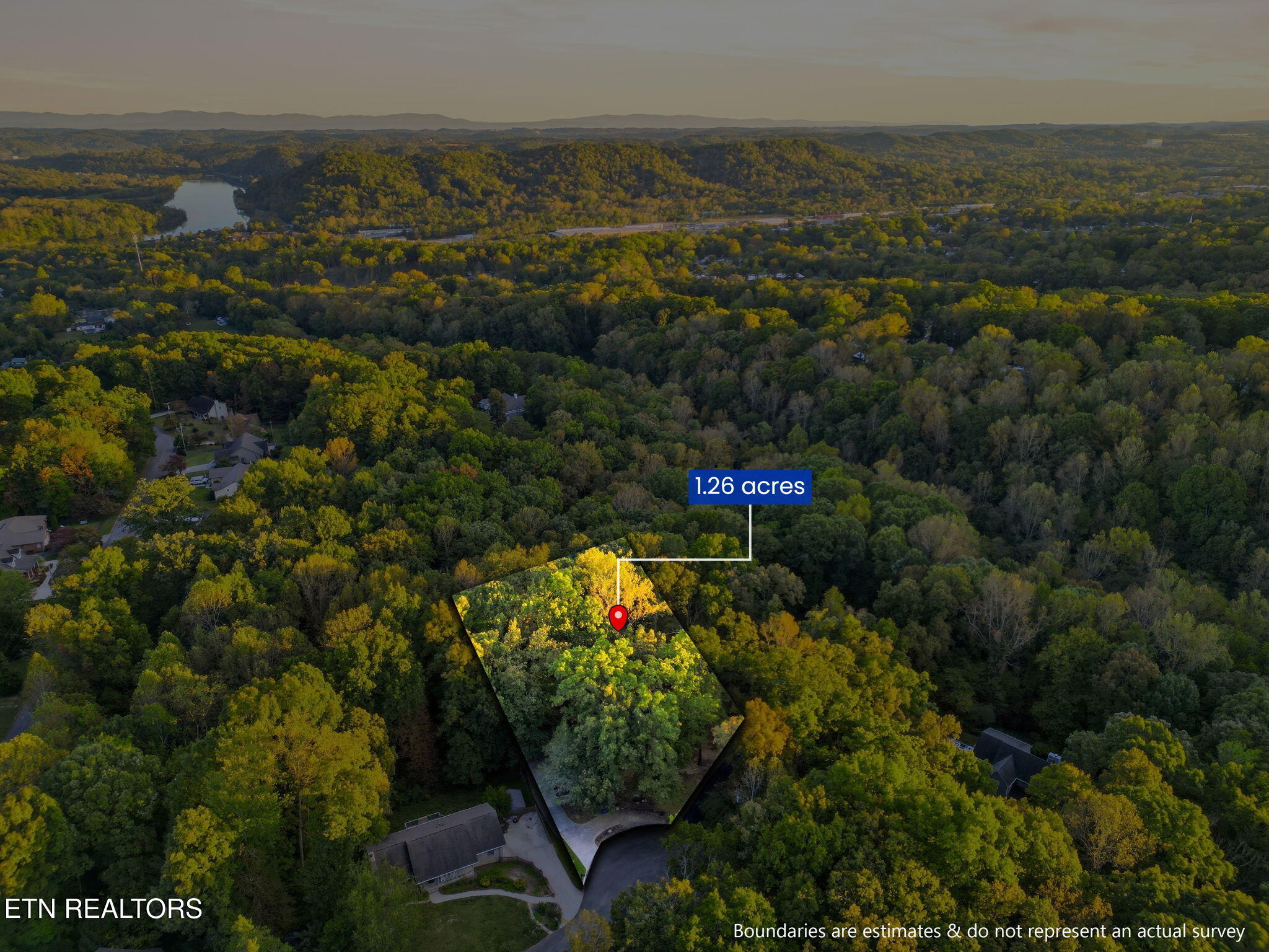 102 Lakecrest Lane Oak Ridge TN 37830