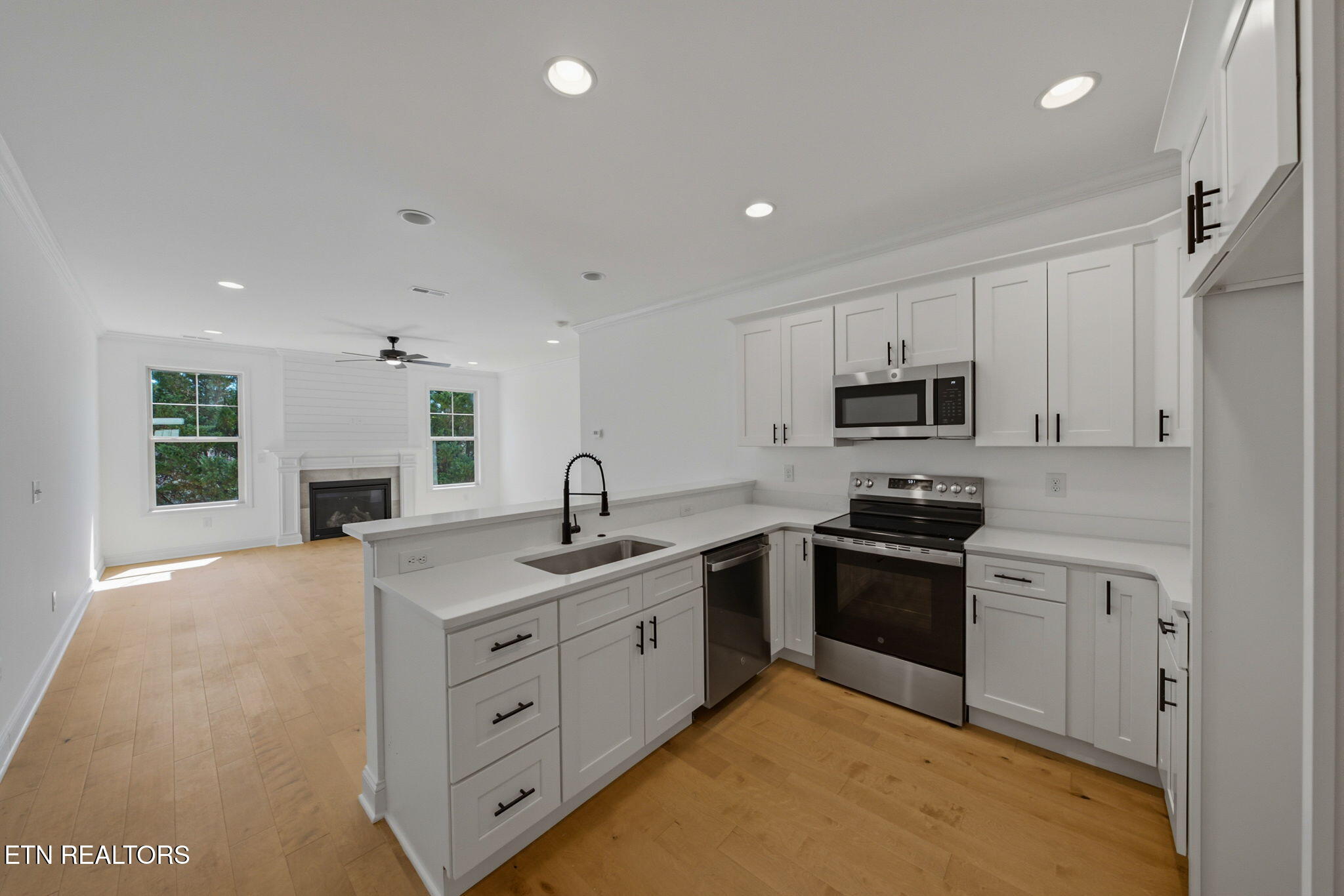 2044 Gisele Way Knoxville TN 37931