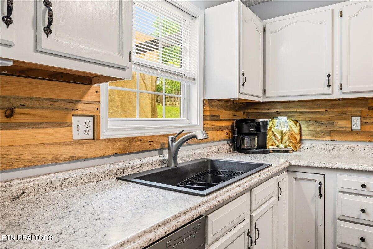 226 Mckinney Road Lafollette TN 37766