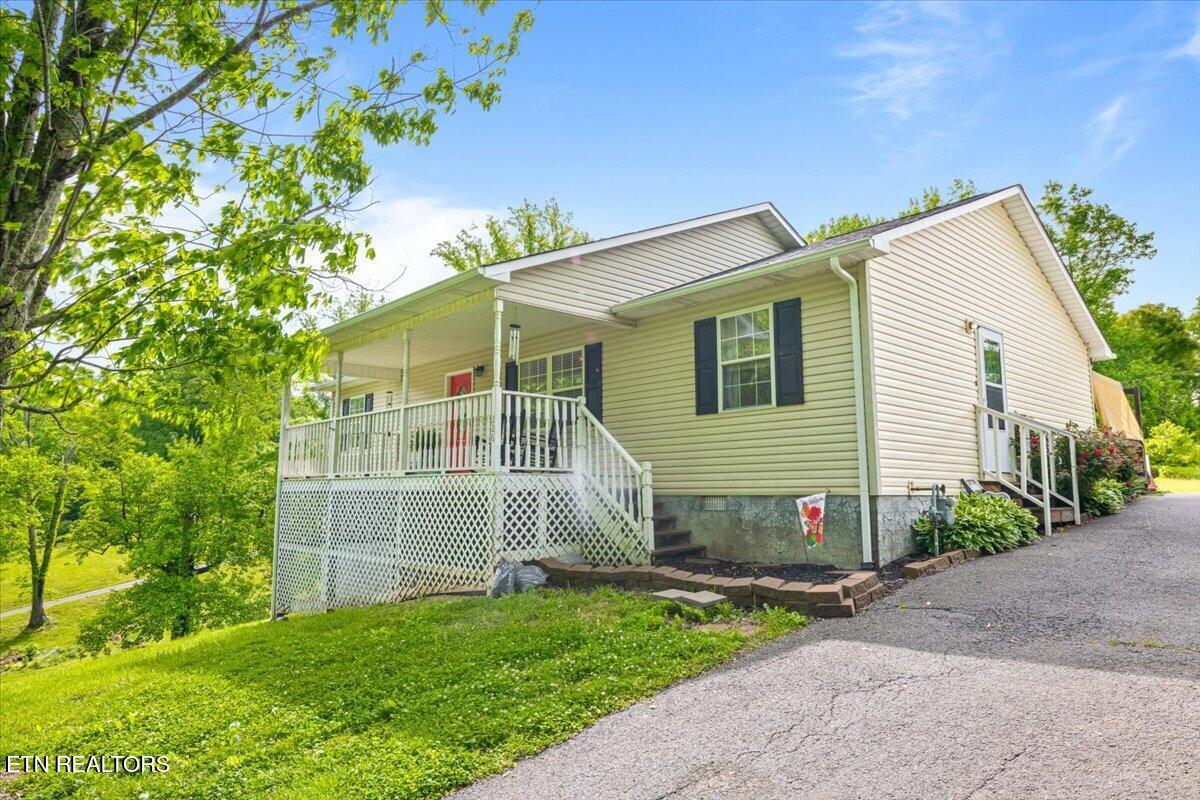 226 Mckinney Road Lafollette TN 37766