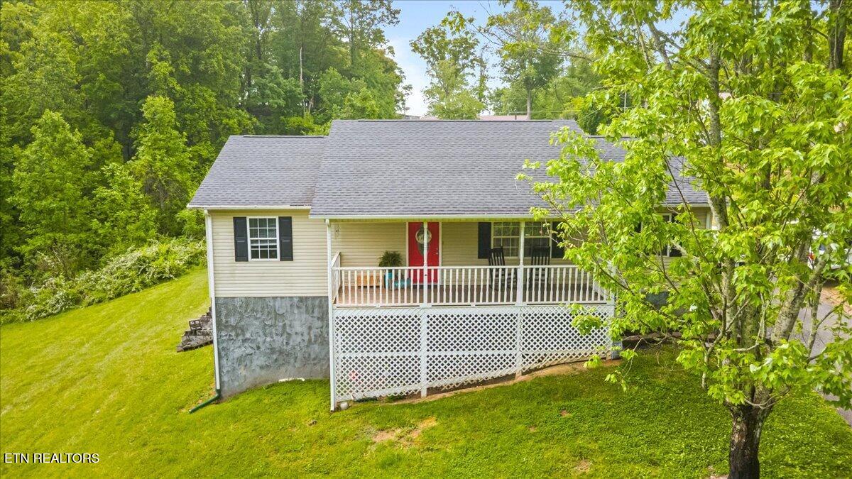 226 Mckinney Road Lafollette TN 37766