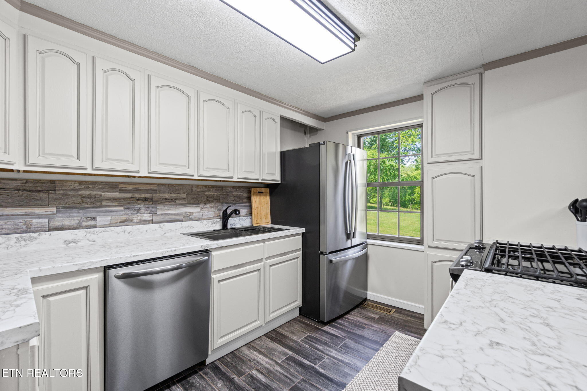 1805 Open Range Road Crossville TN 38555