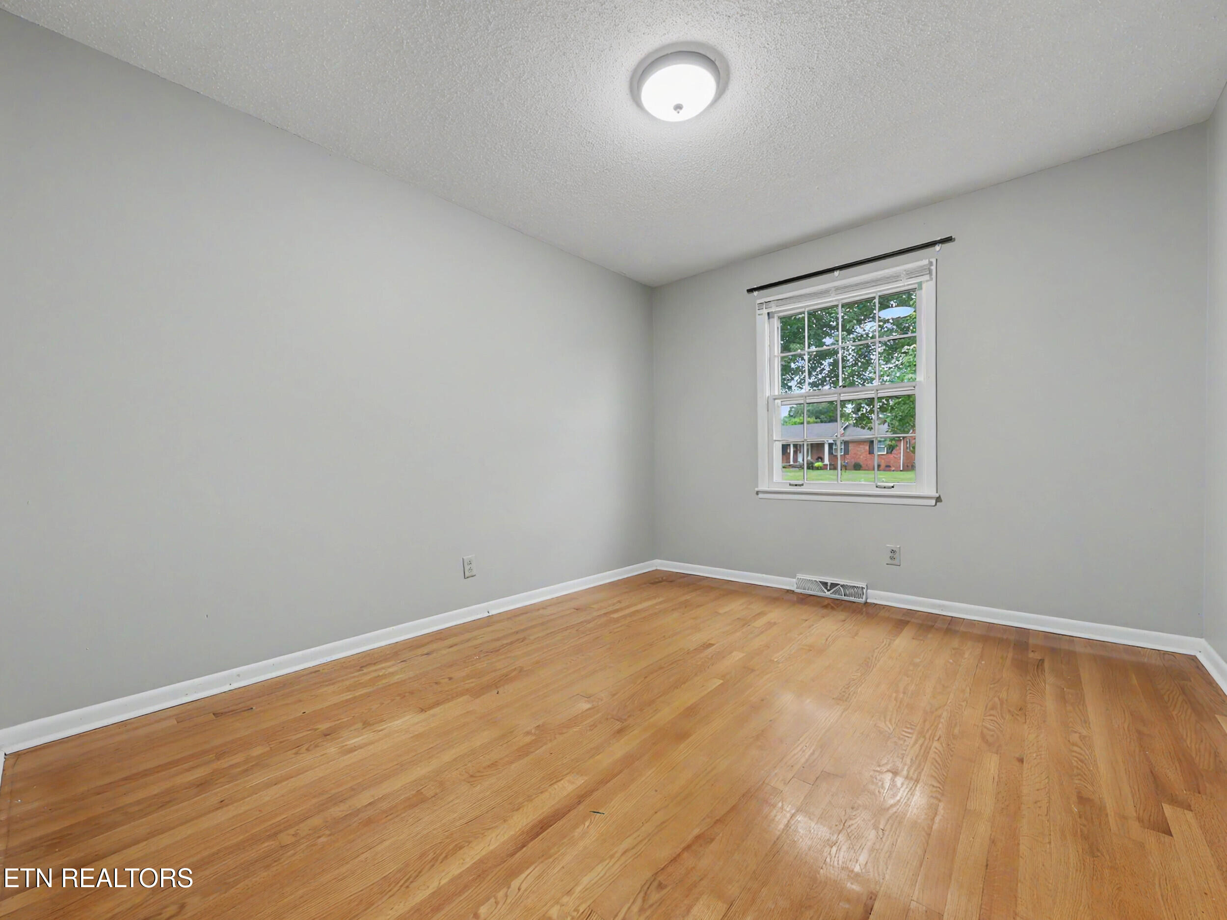 7624 Berkshire Boulevard Powell TN 37849