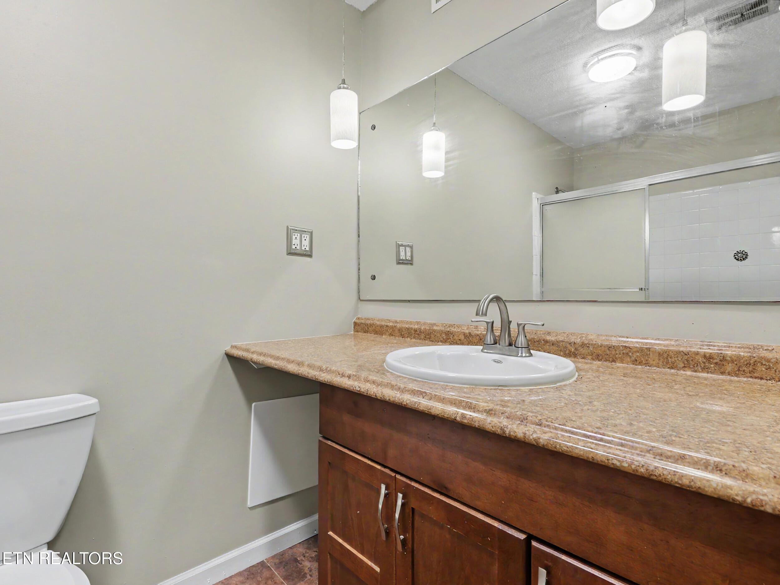 7624 Berkshire Boulevard Powell TN 37849