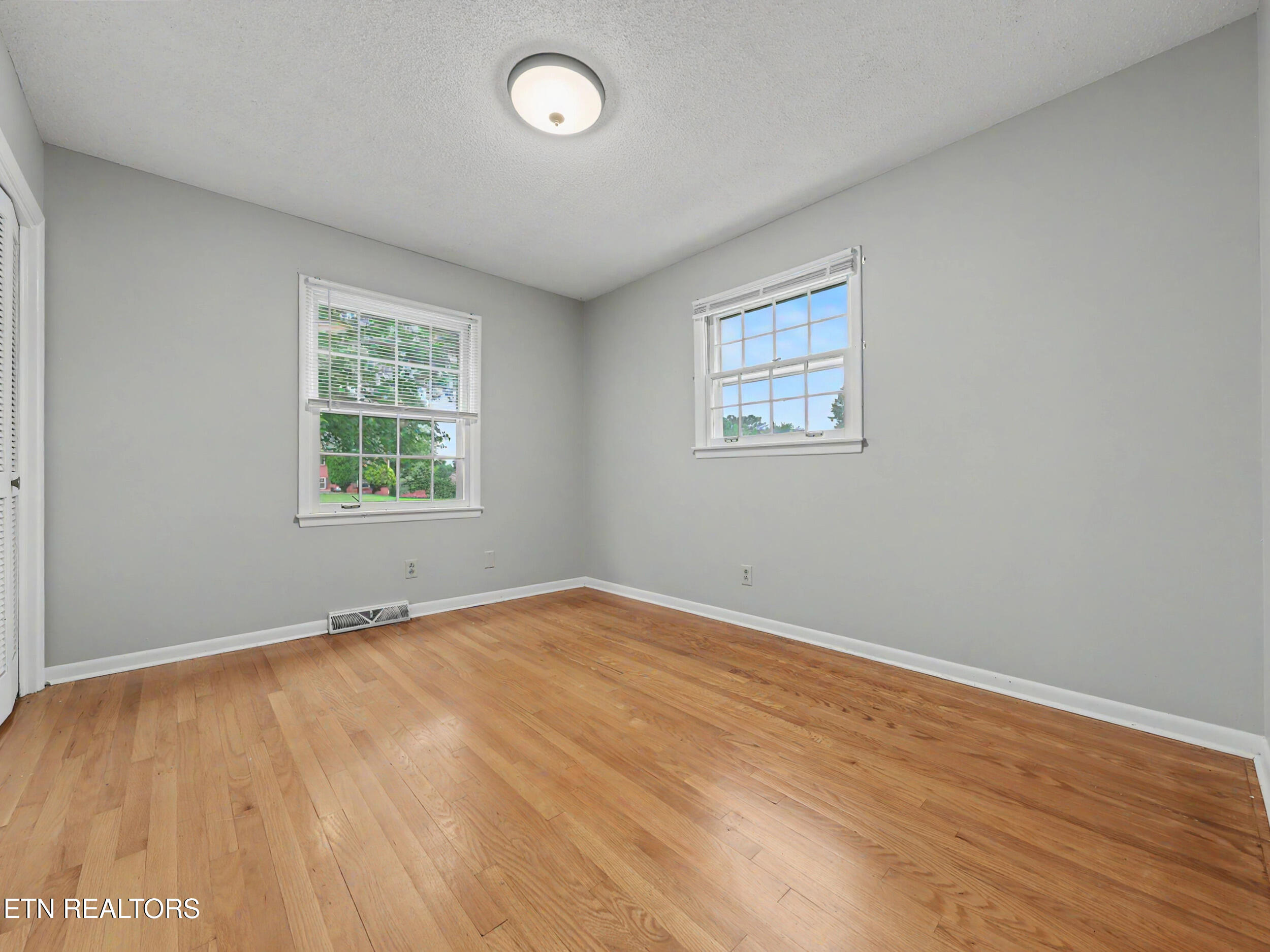 7624 Berkshire Boulevard Powell TN 37849