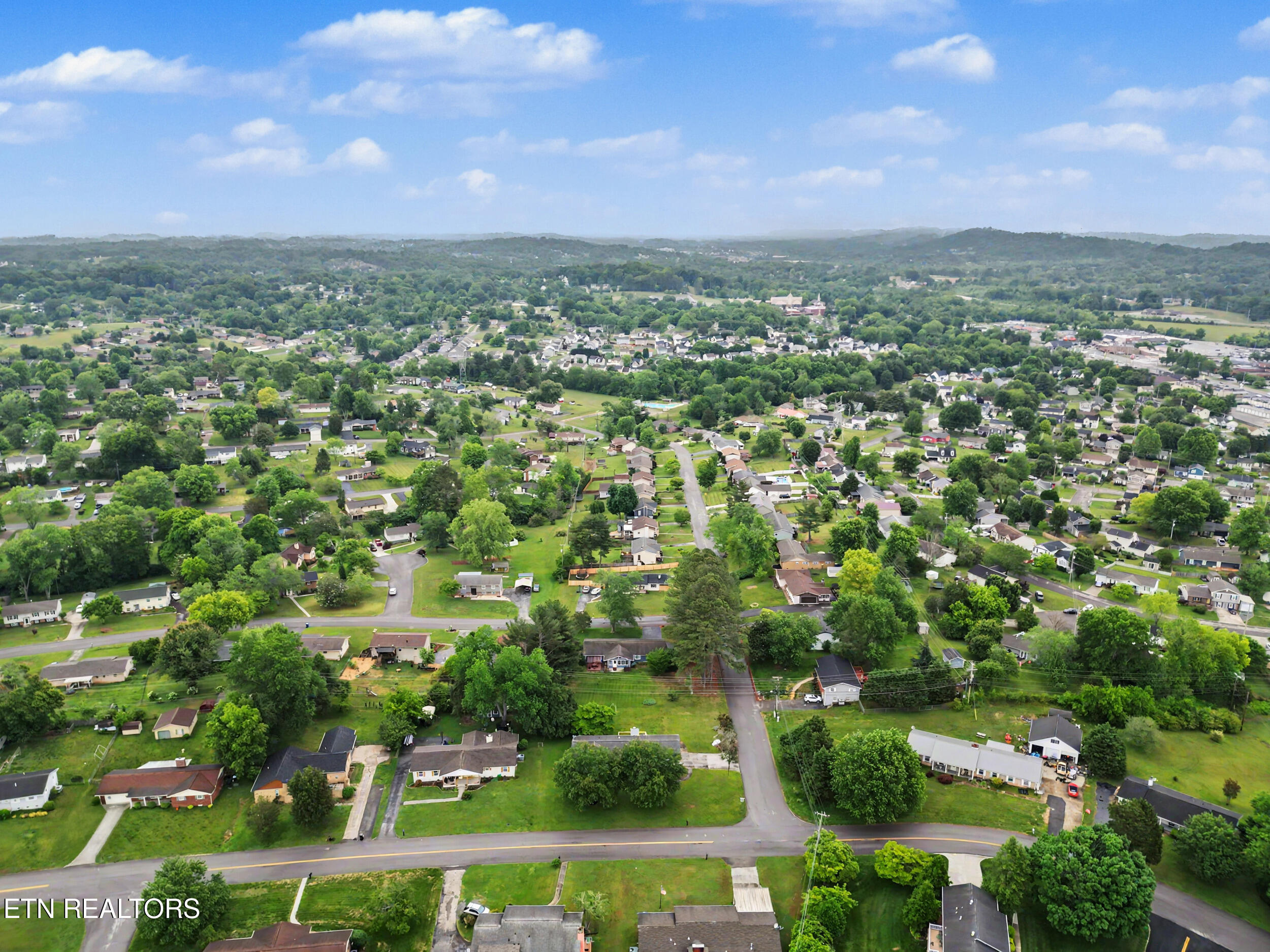 7624 Berkshire Boulevard Powell TN 37849
