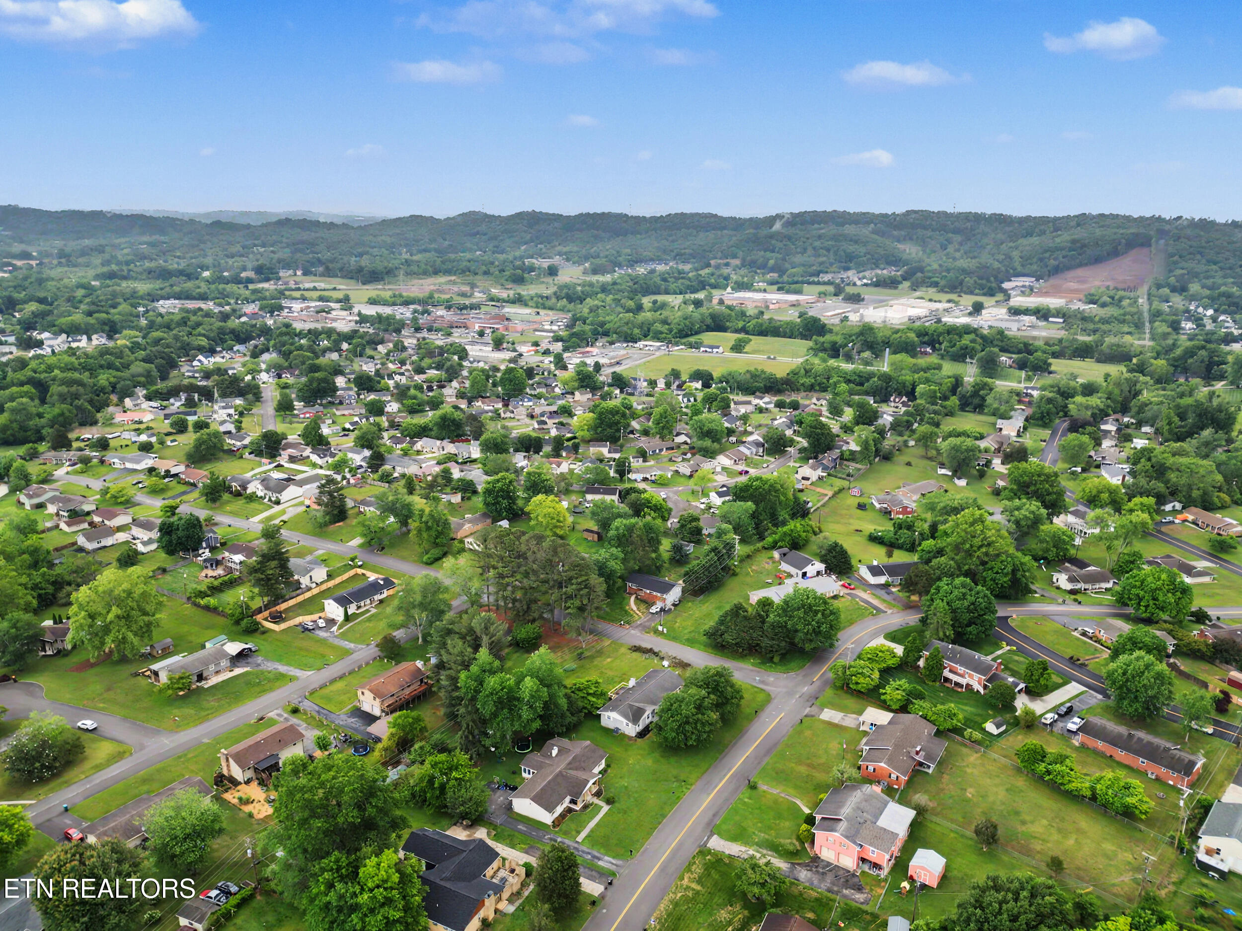 7624 Berkshire Boulevard Powell TN 37849