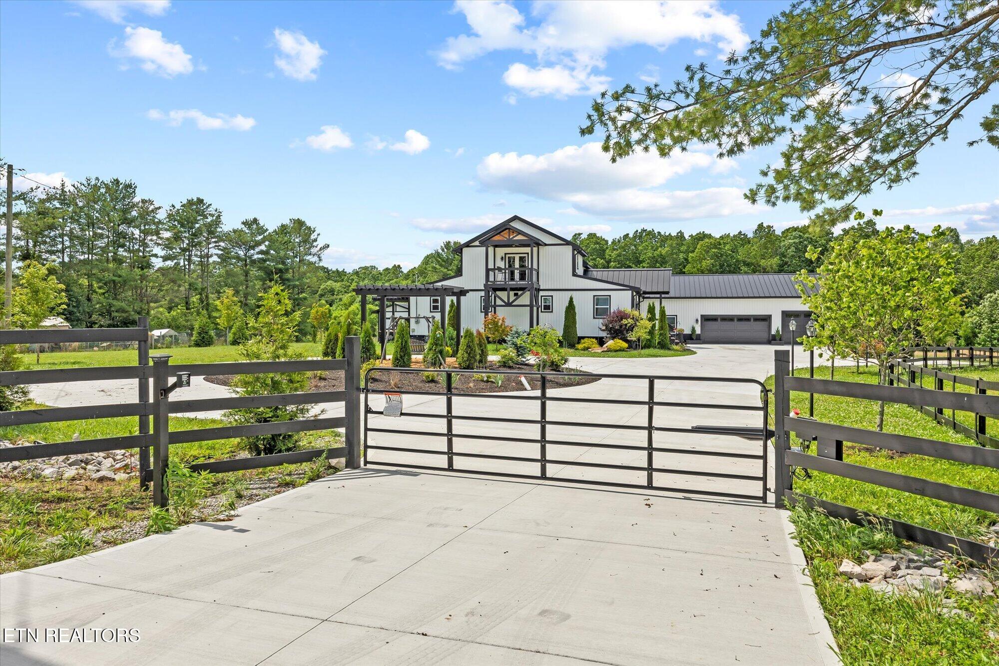 3358 Plateau Road Crossville TN 38571