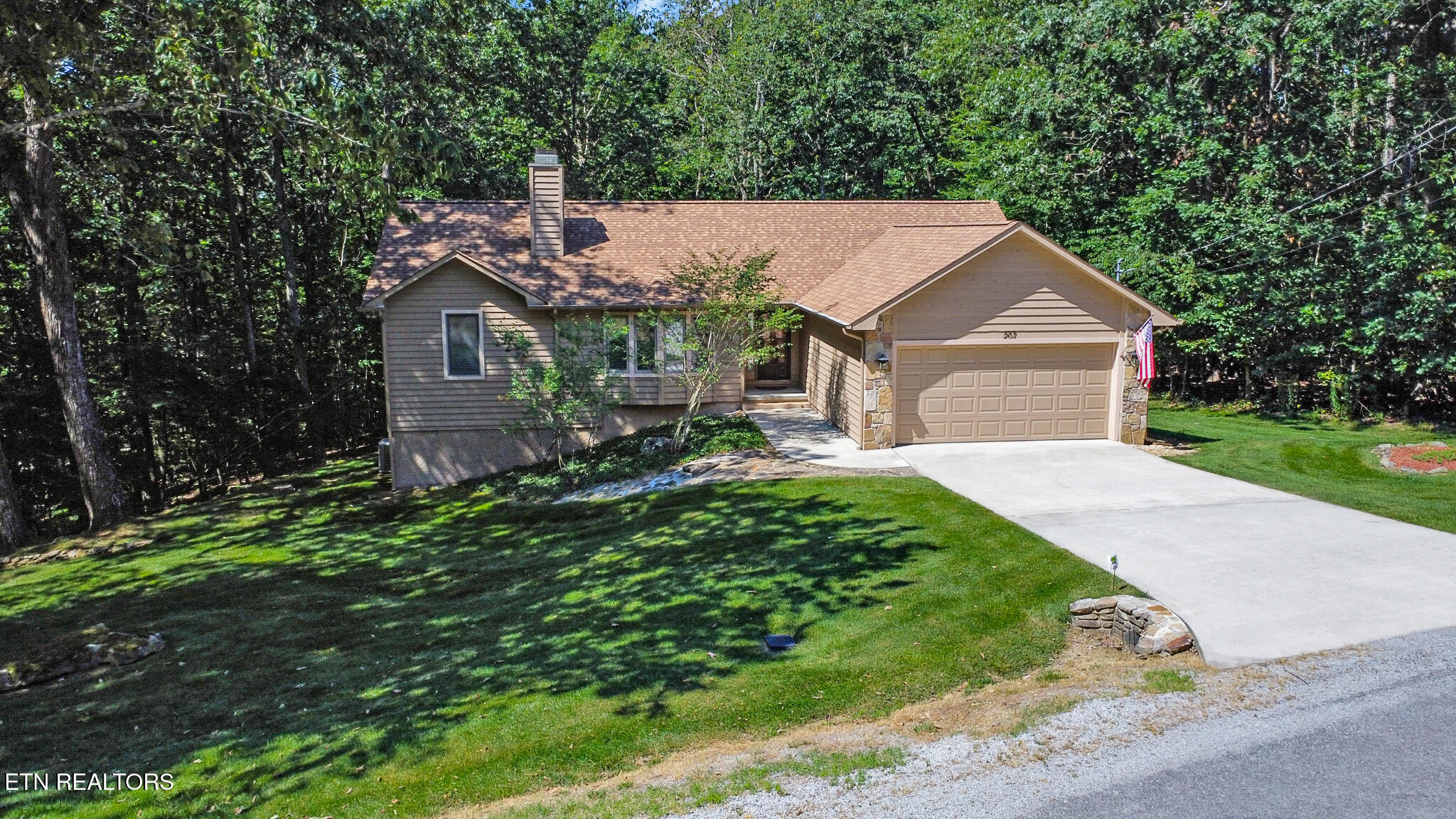 207 Overlook Lane Crossville TN 38558