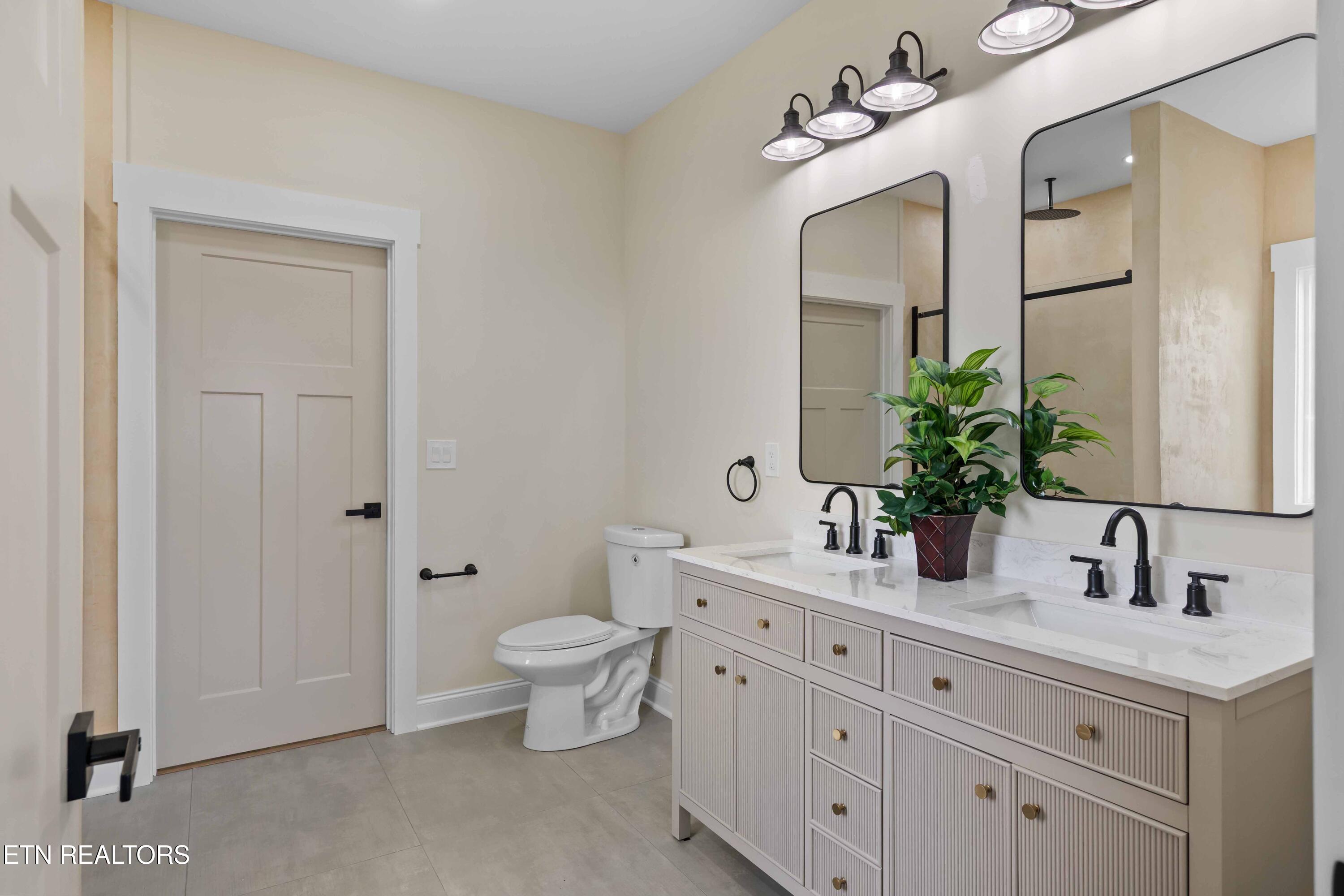 305 Sugar Maple Trail Lenoir City TN 37771