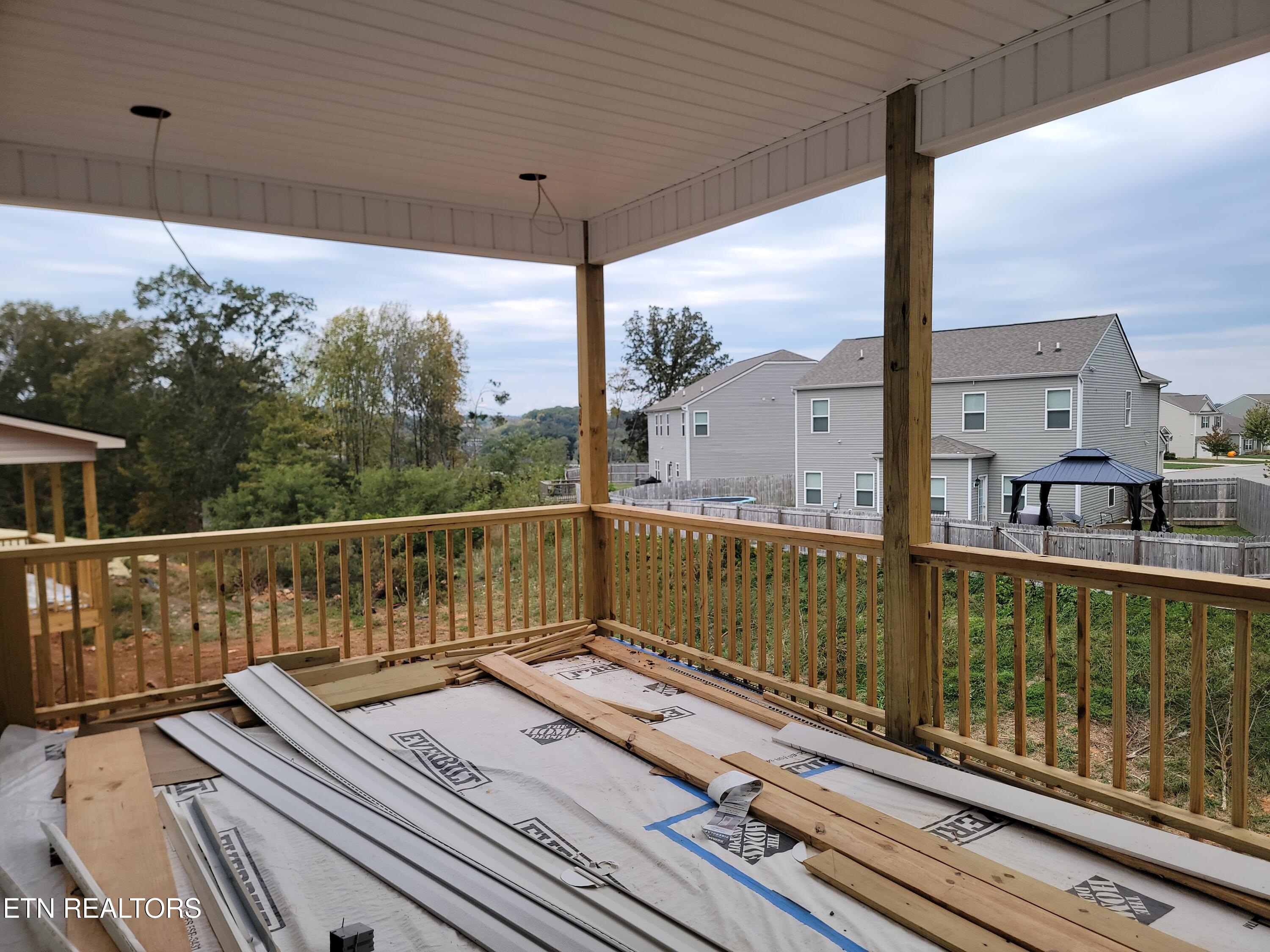 305 Sugar Maple Trail Lenoir City TN 37771