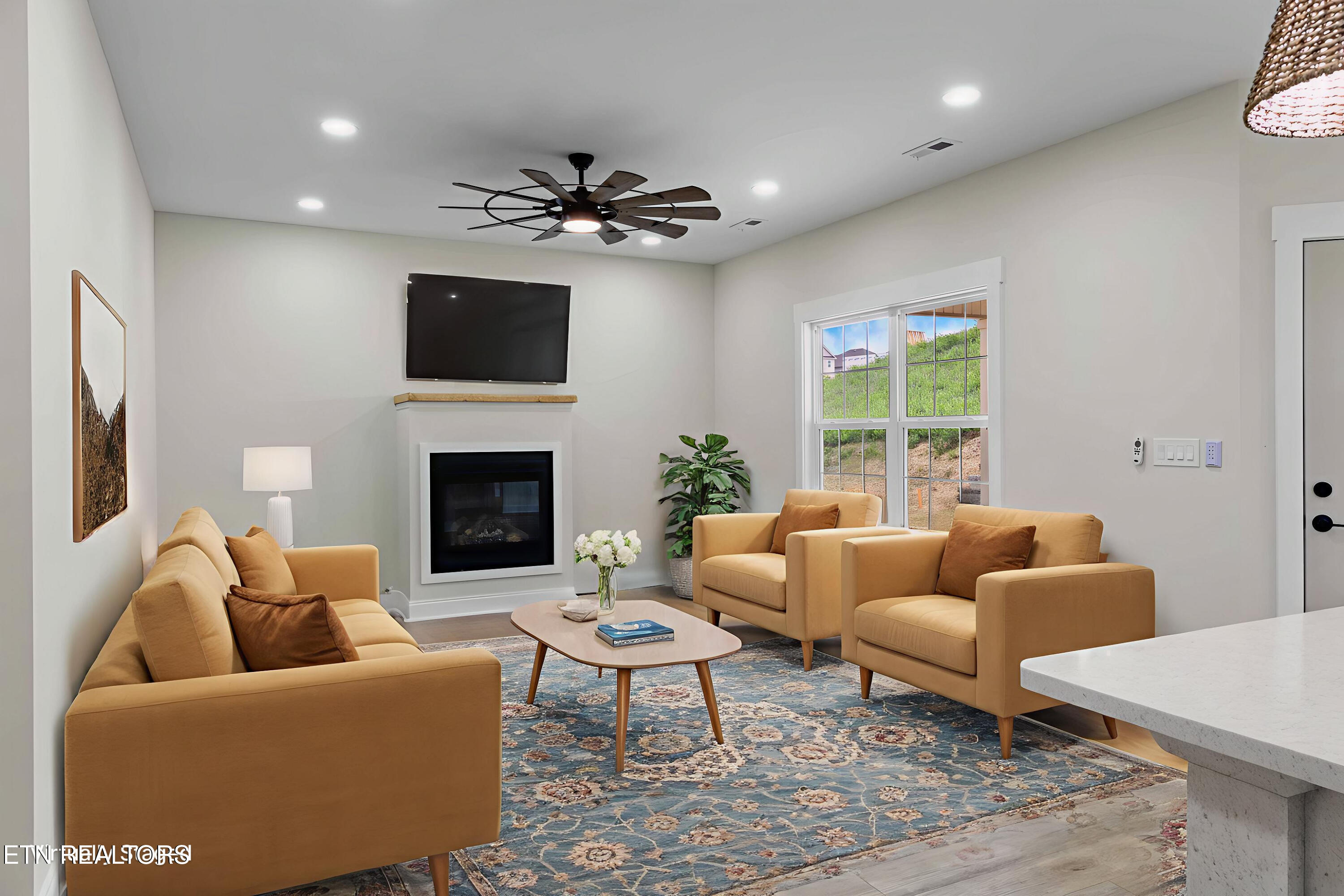 305 Sugar Maple Trail Lenoir City TN 37771