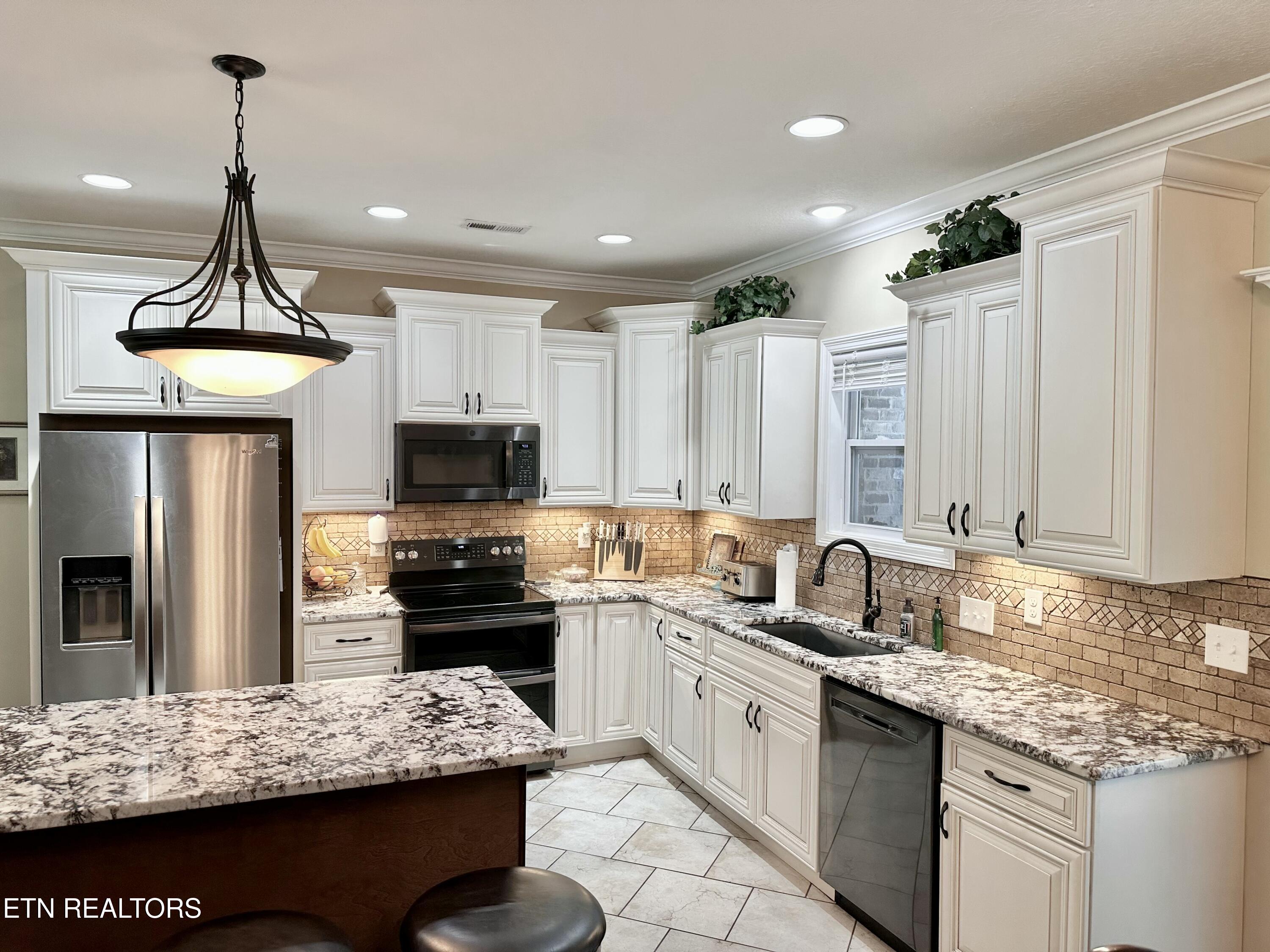 2310 Argonne Drive Maryville TN 37804