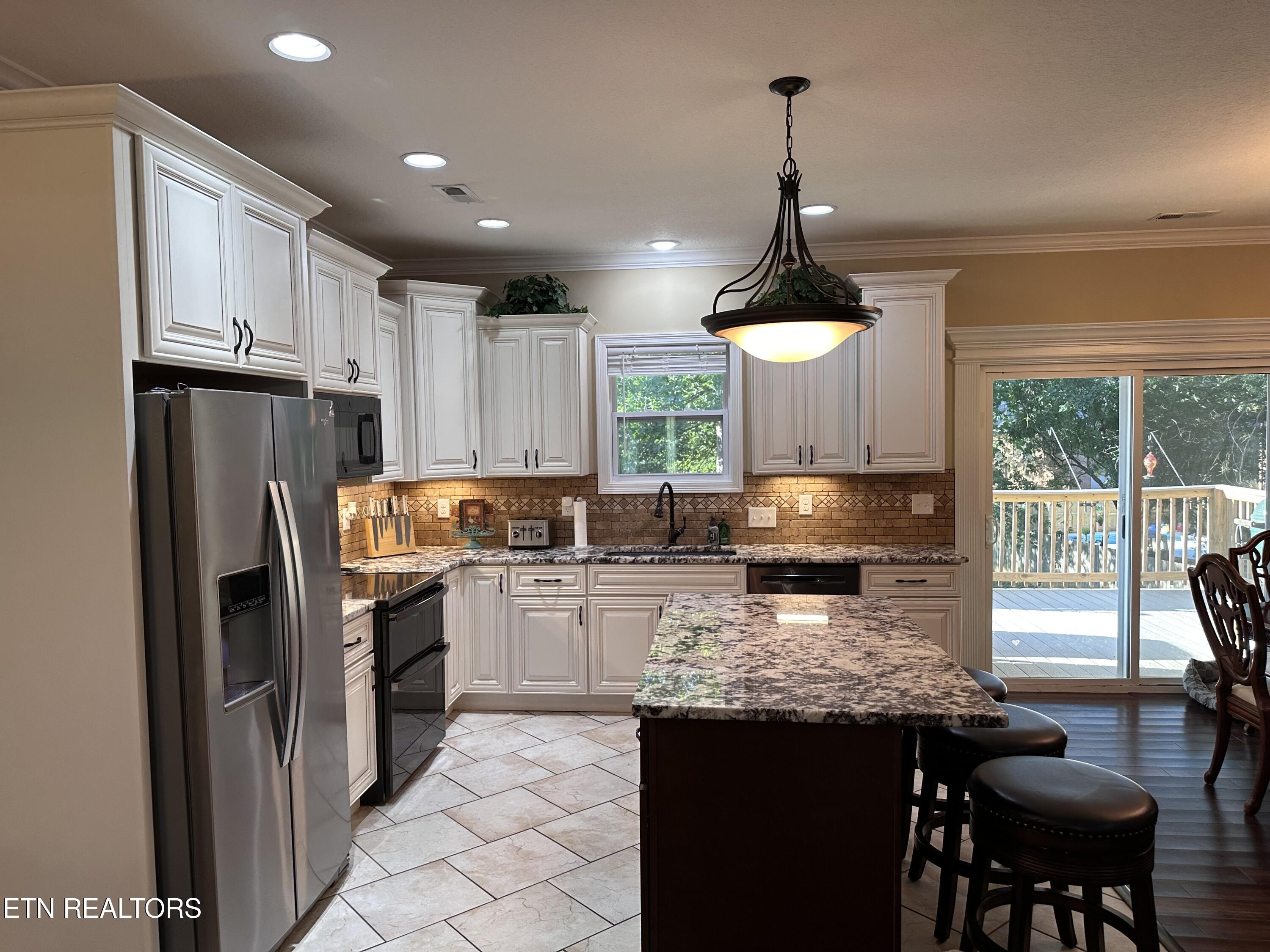 2310 Argonne Drive Maryville TN 37804