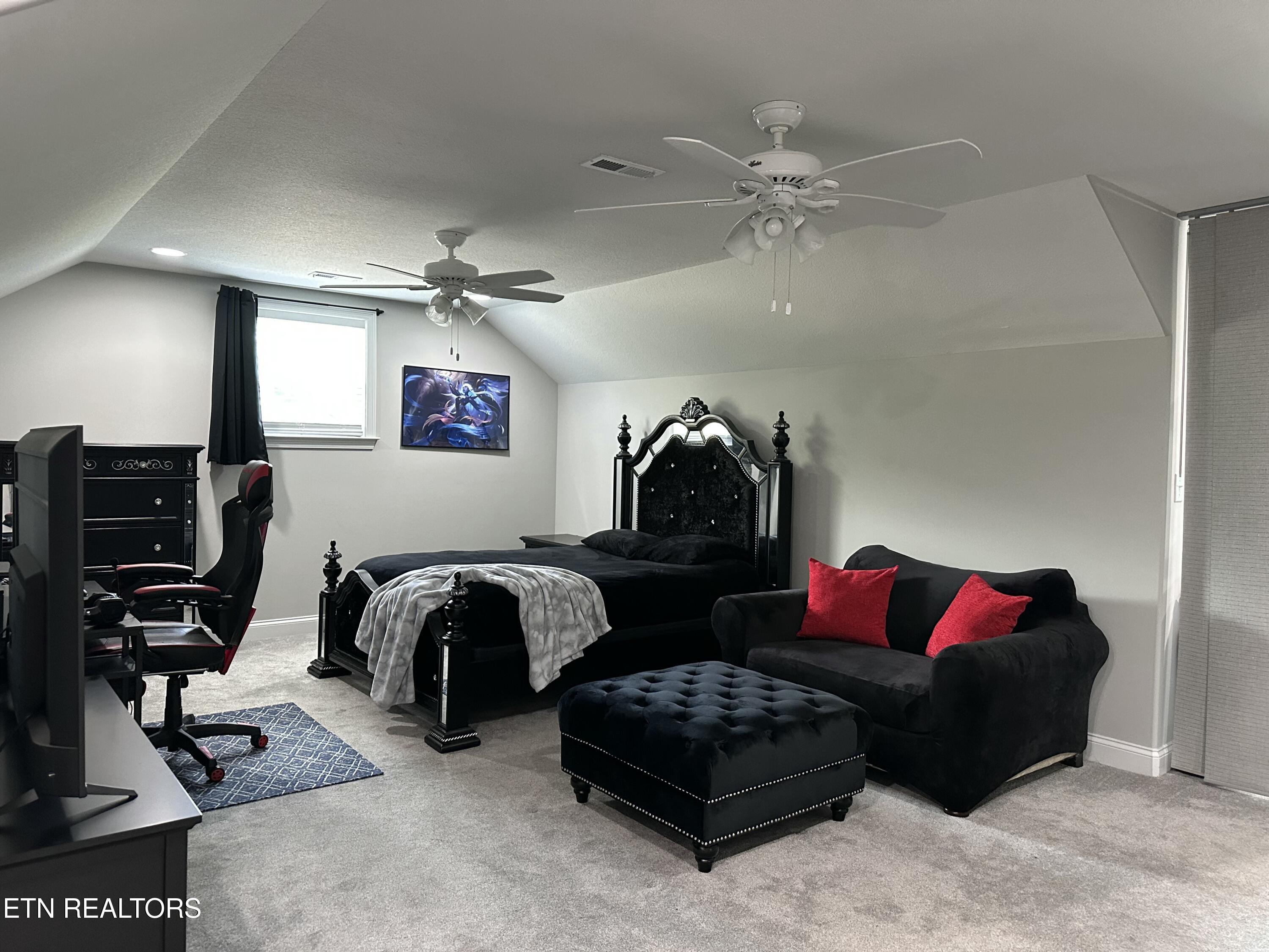 2310 Argonne Drive Maryville TN 37804