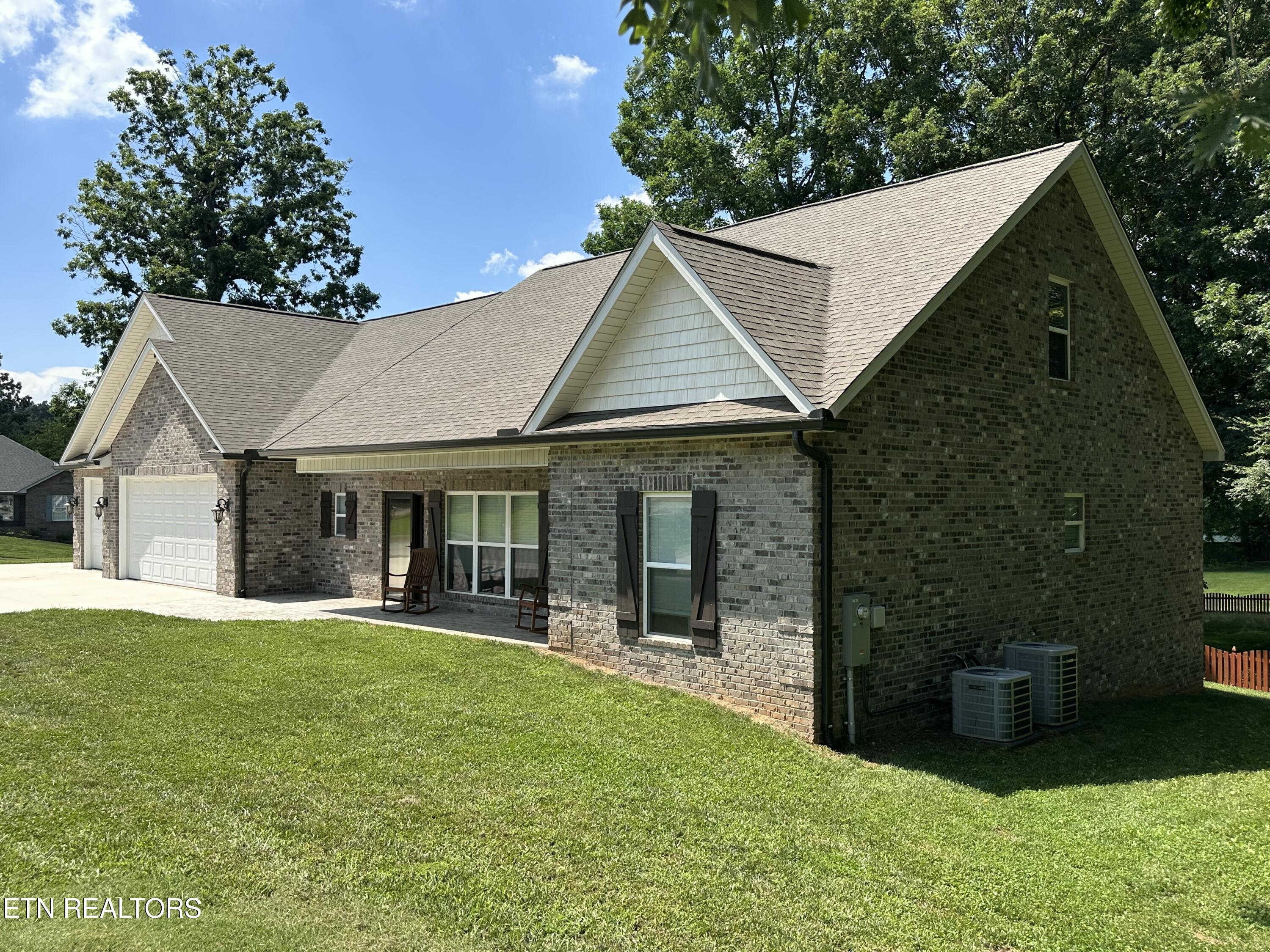 2310 Argonne Drive Maryville TN 37804