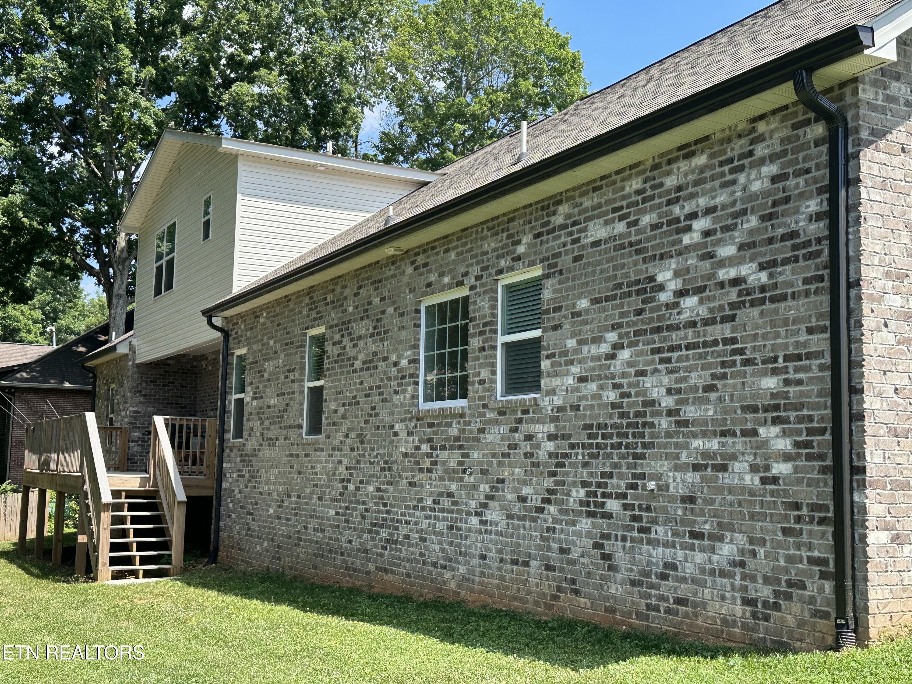 2310 Argonne Drive Maryville TN 37804