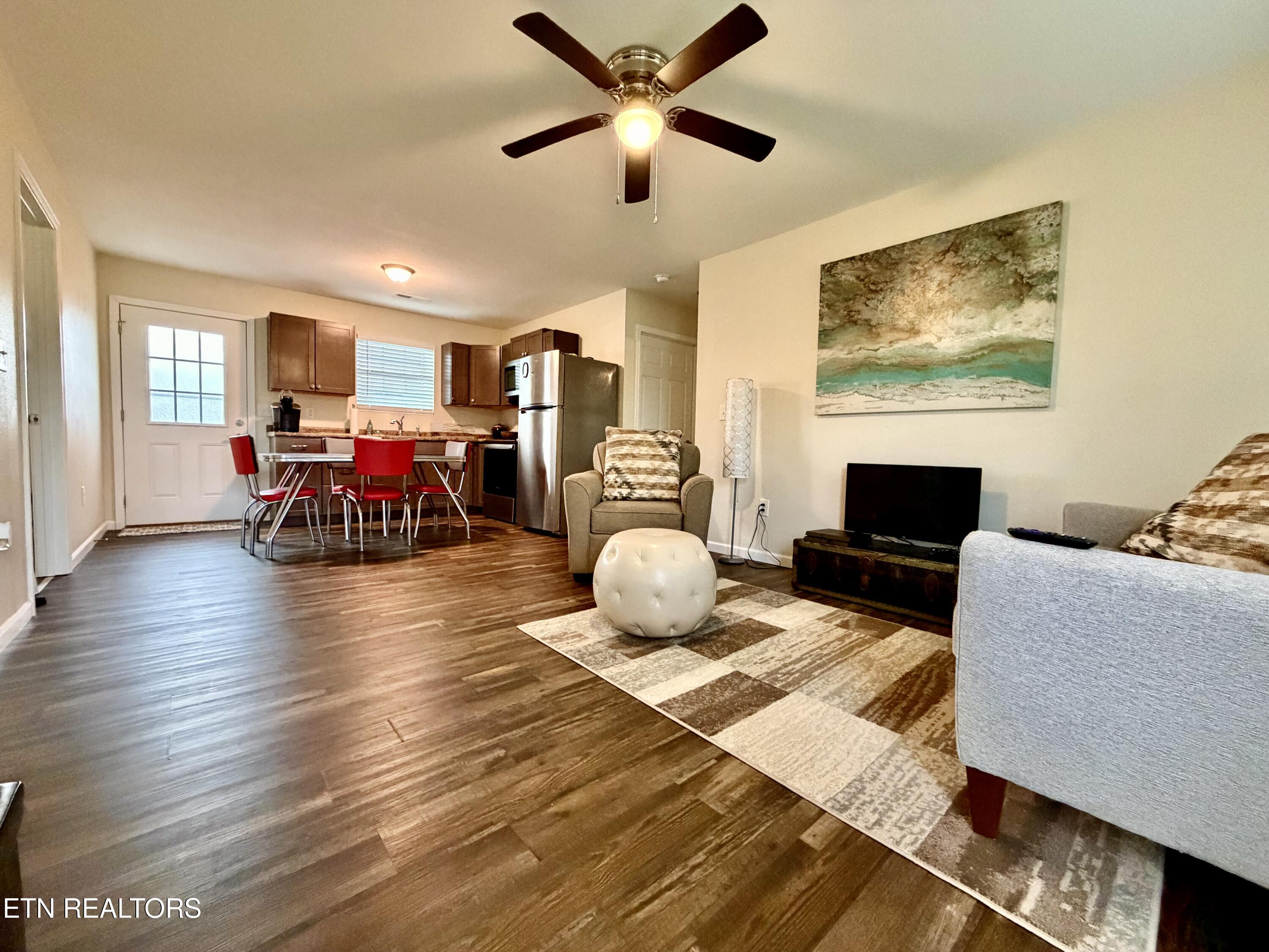 668 Towncreek Road Speedwell TN 37870
