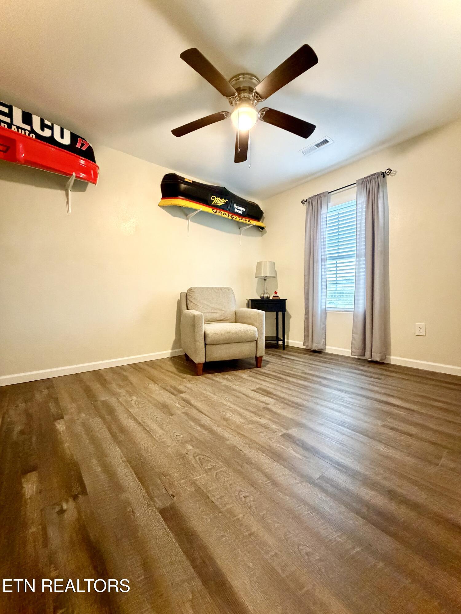 668 Towncreek Road Speedwell TN 37870