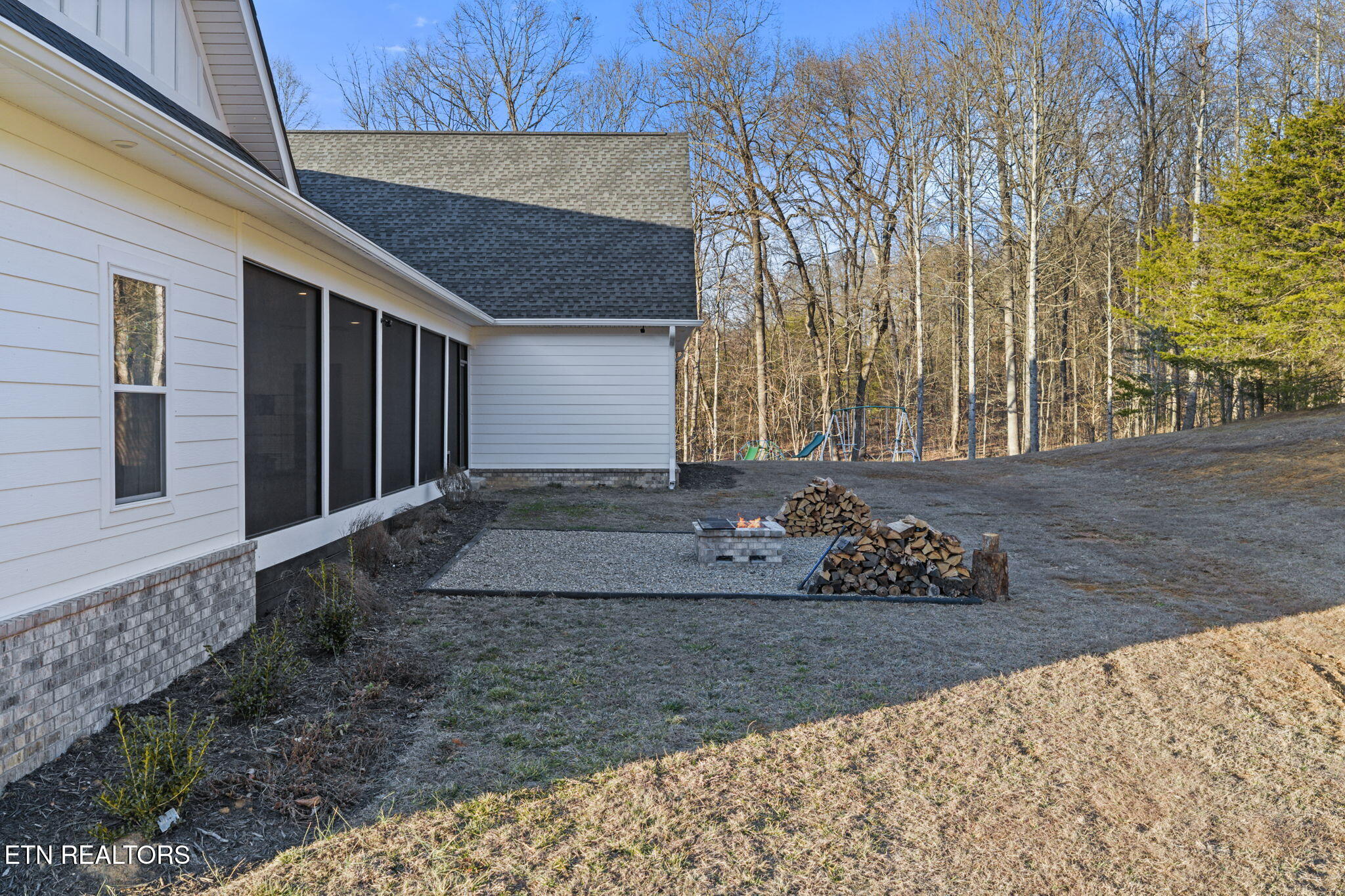 916 Zirkle Road Dandridge TN 37725