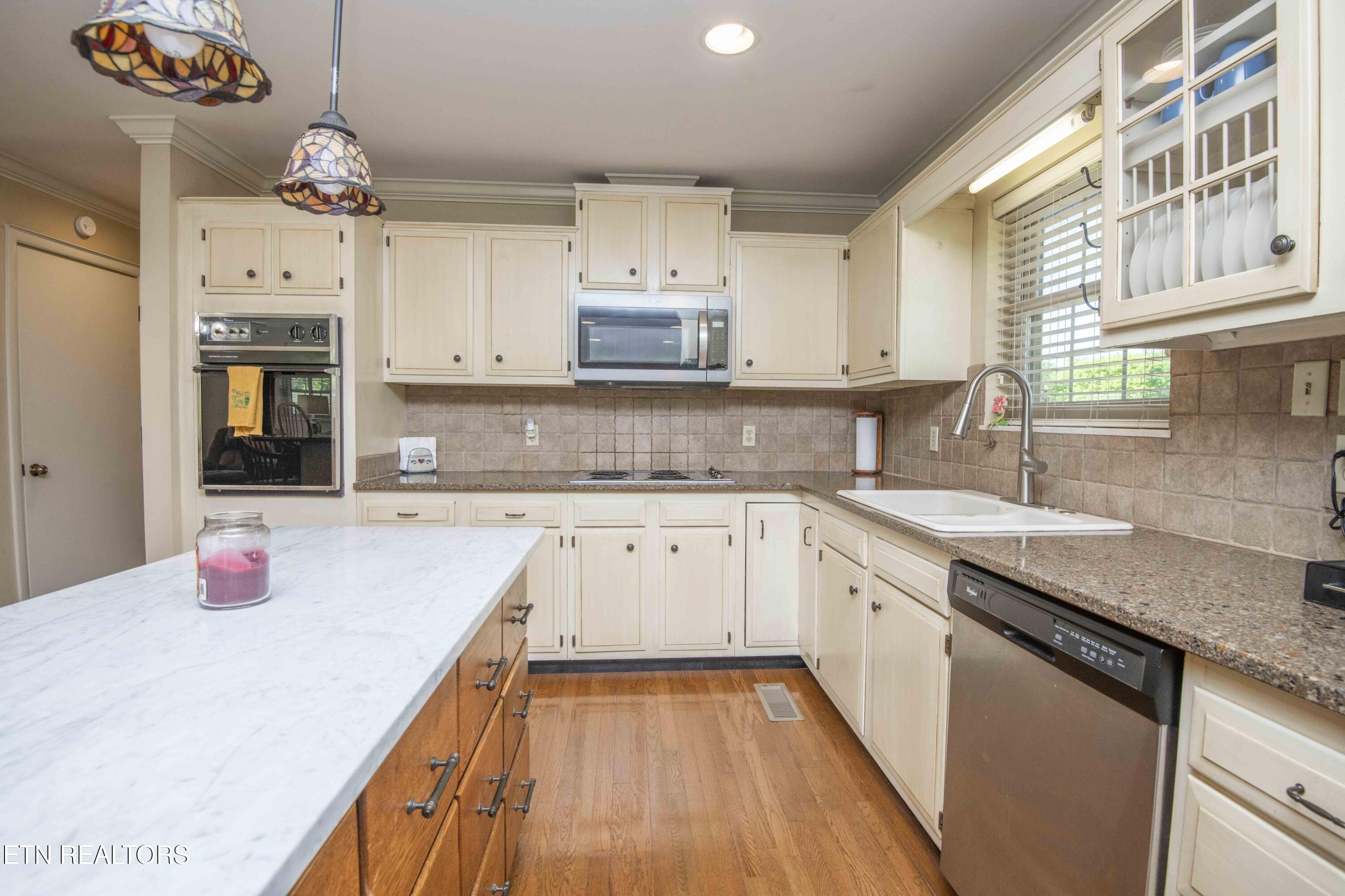 1827 Blakemore Road Knoxville TN 37914
