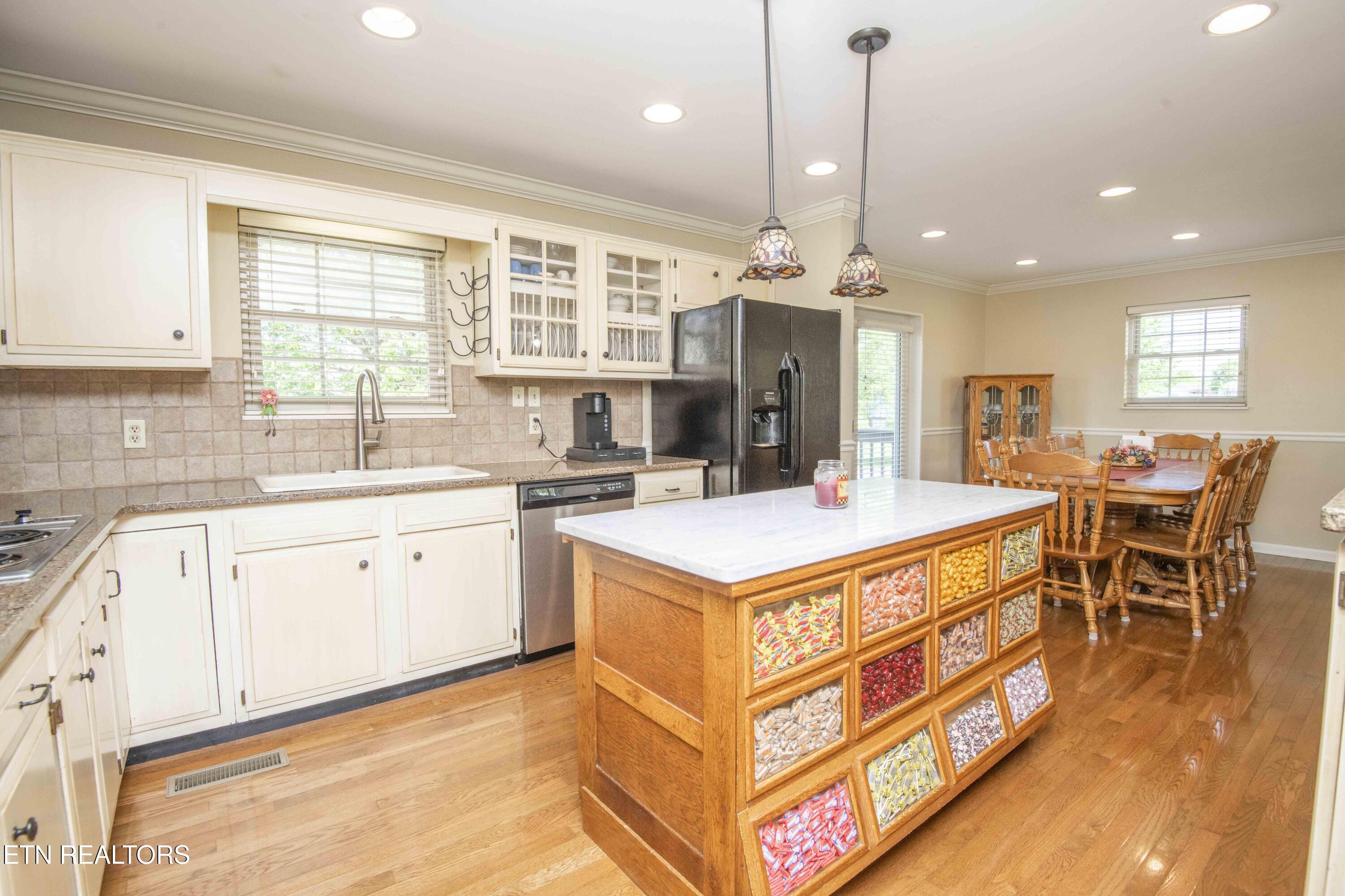 1827 Blakemore Road Knoxville TN 37914