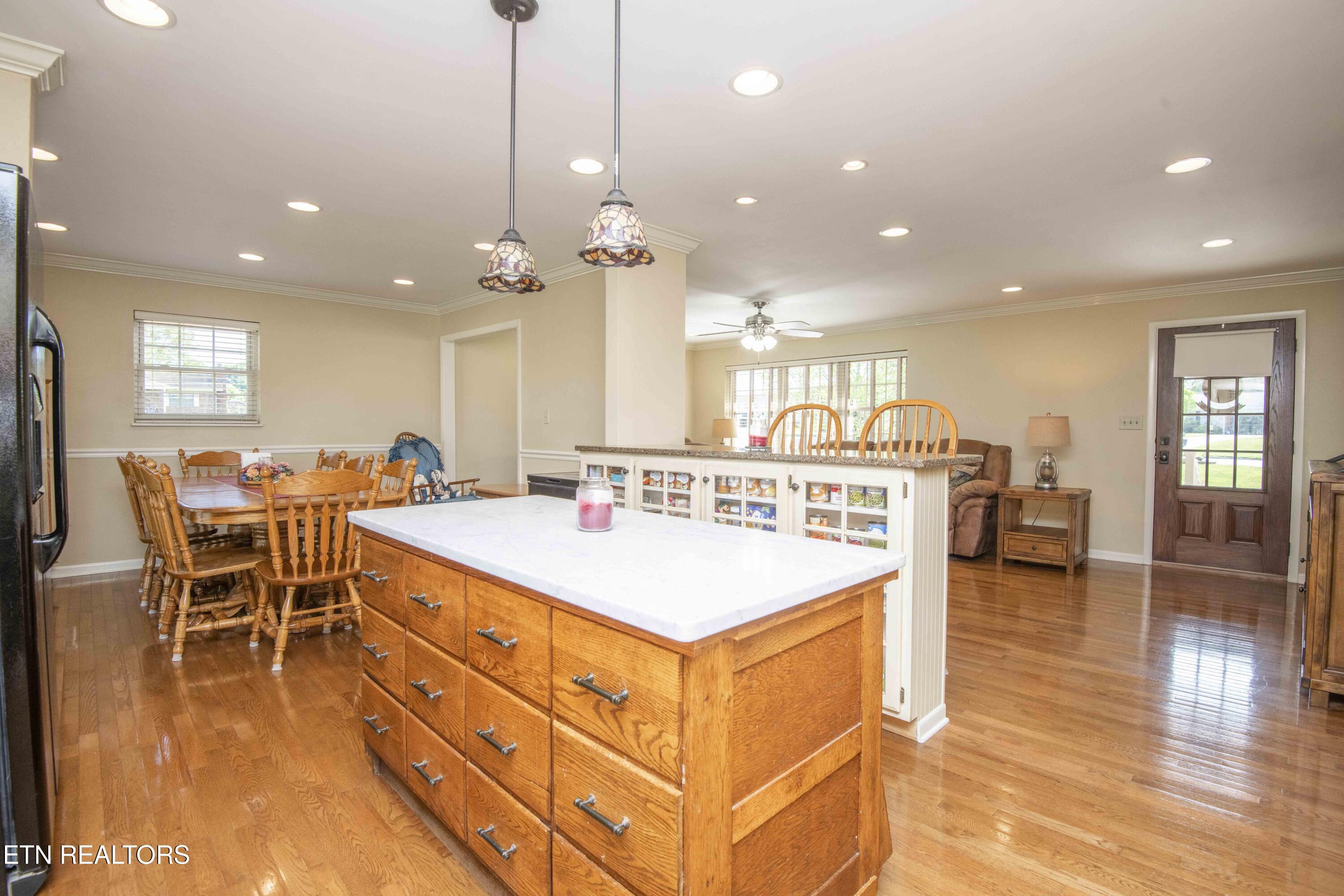 1827 Blakemore Road Knoxville TN 37914