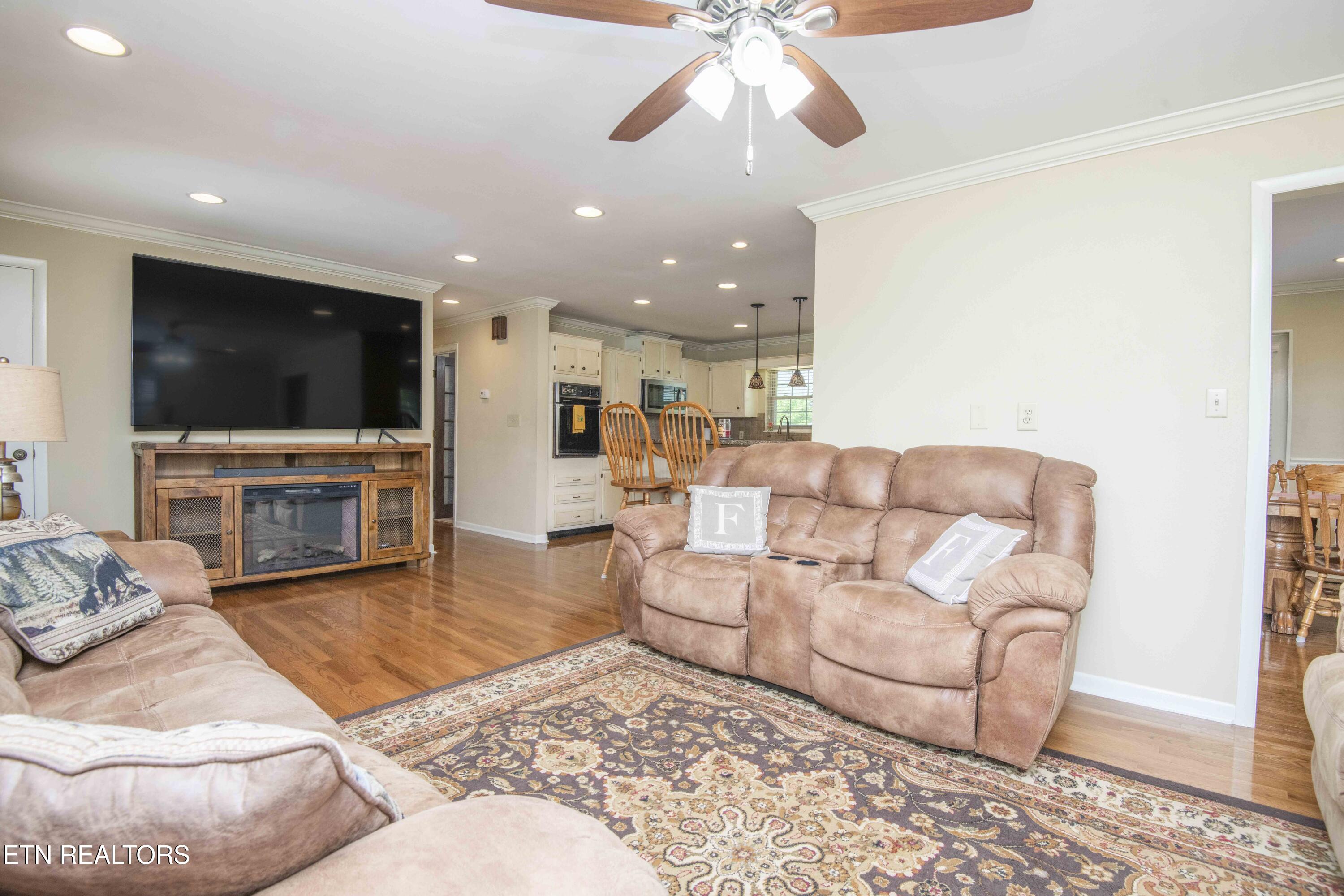 1827 Blakemore Road Knoxville TN 37914