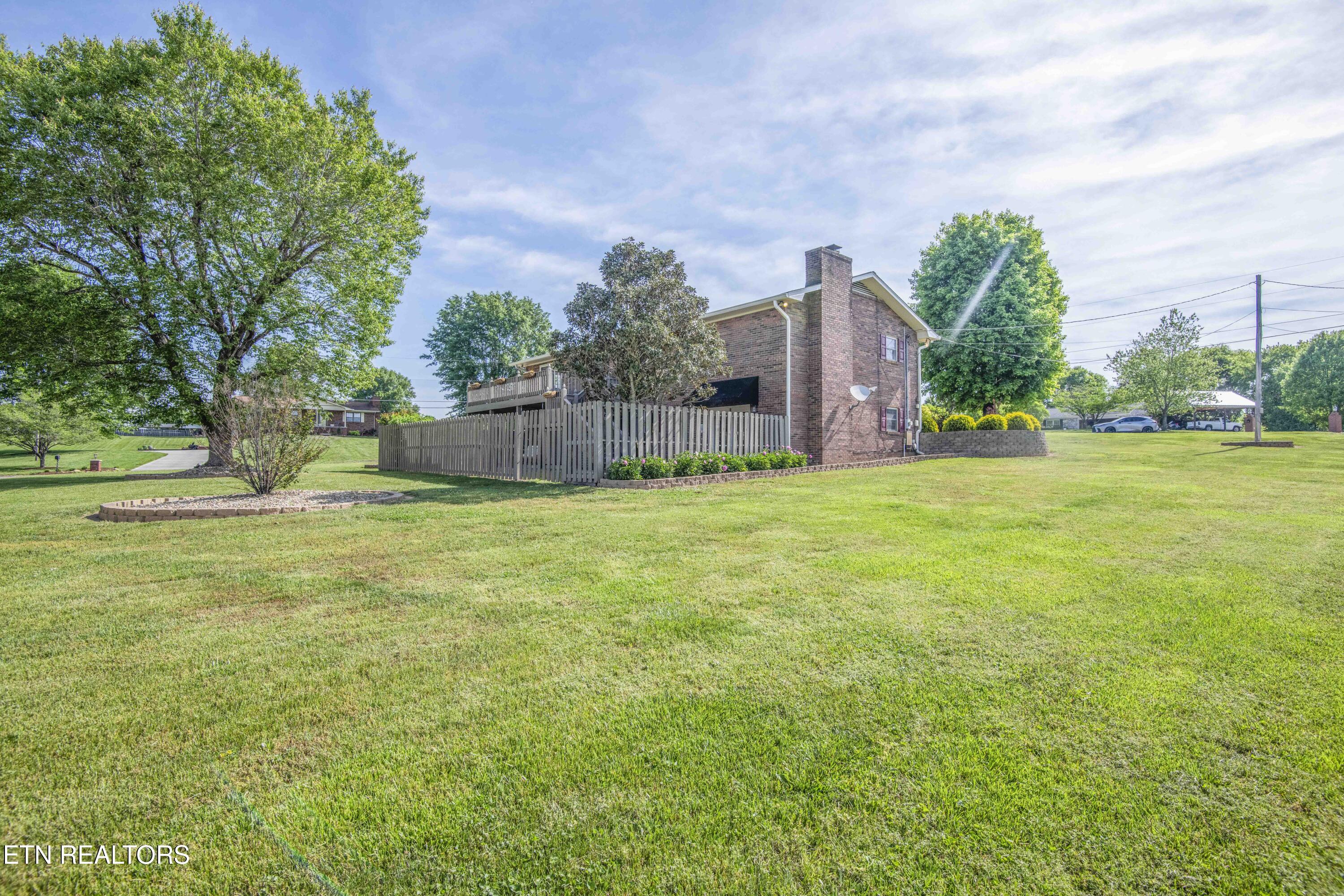 1827 Blakemore Road Knoxville TN 37914
