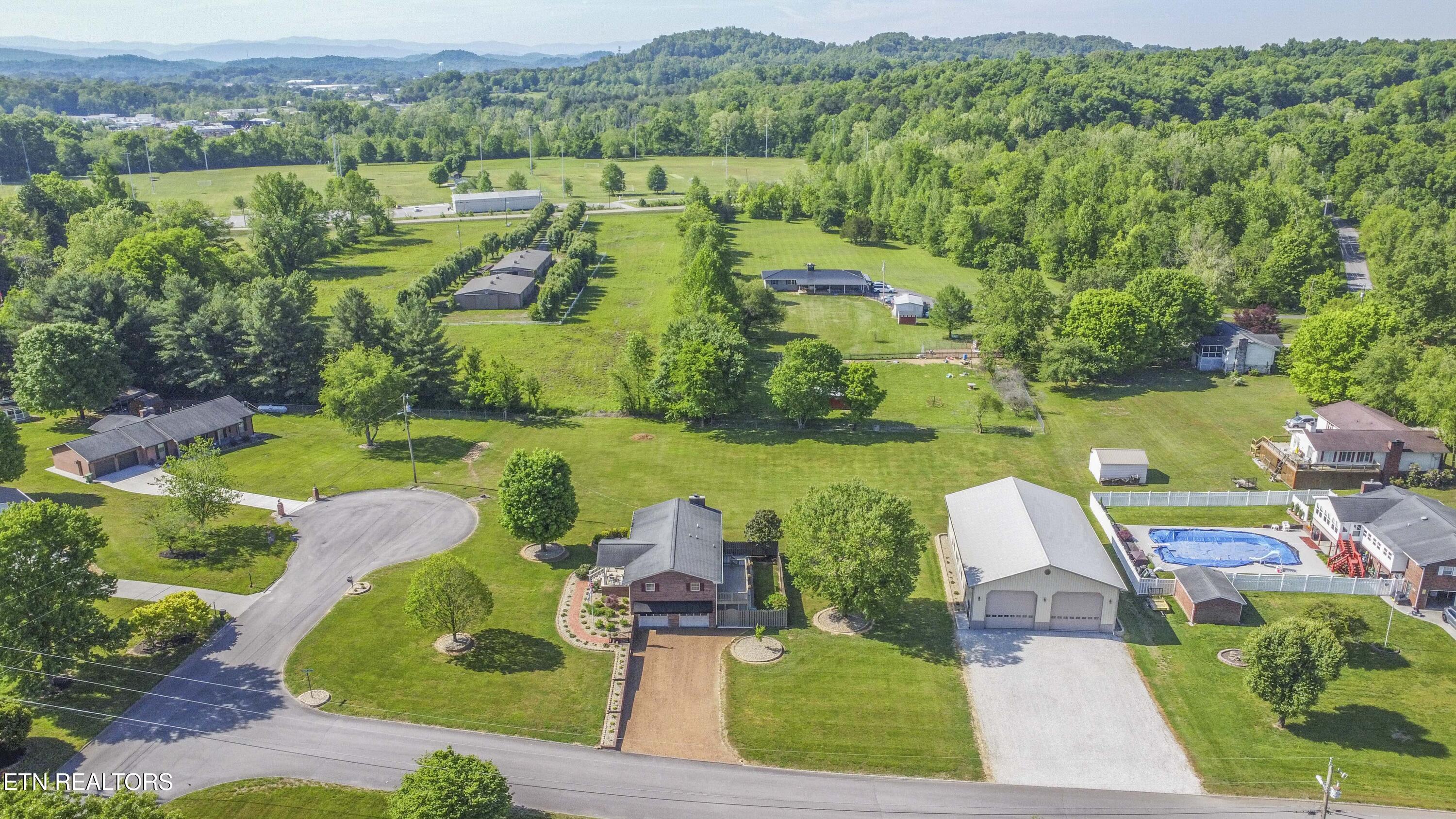 1827 Blakemore Road Knoxville TN 37914