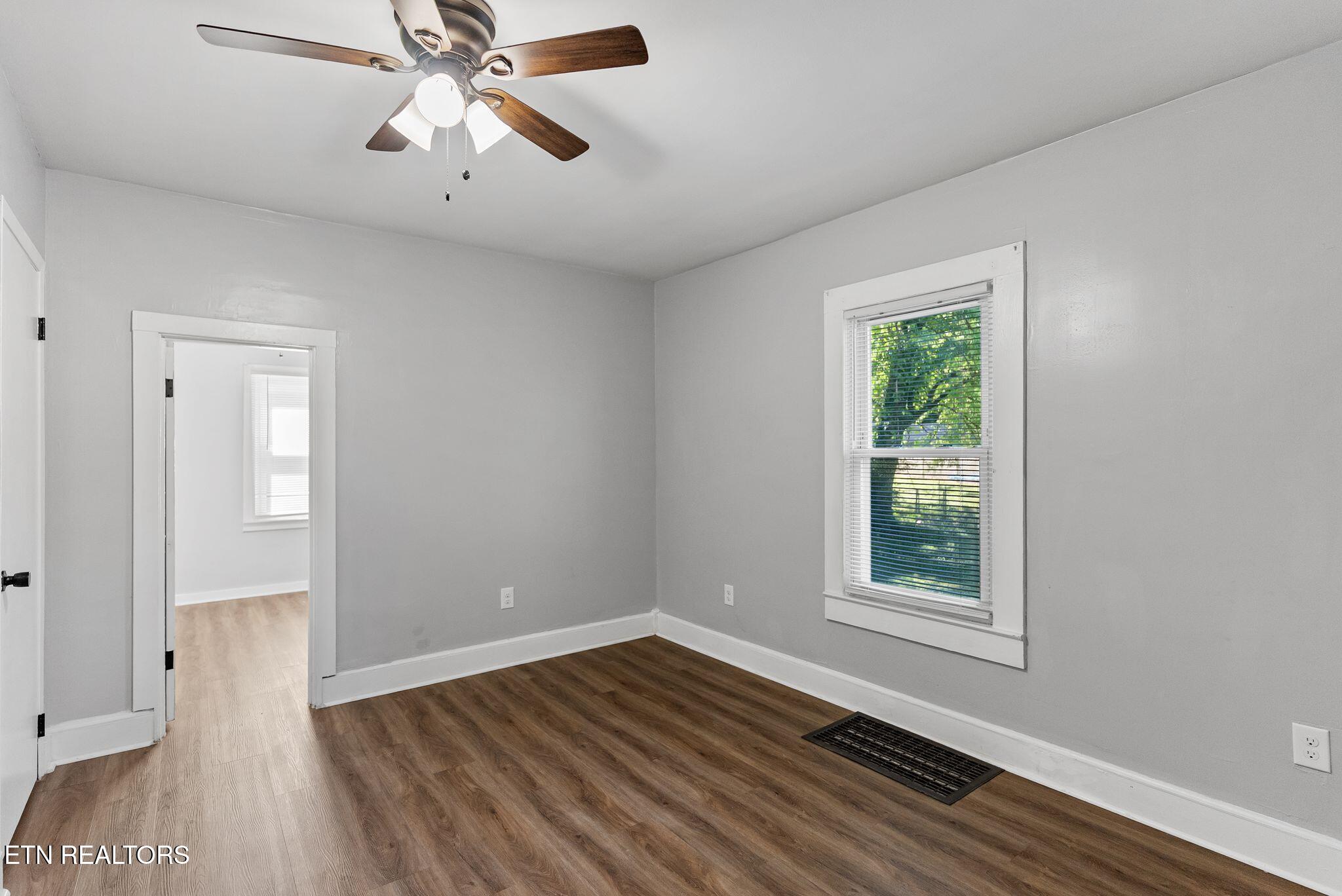 300 Hillcrest Street Clinton TN 37716