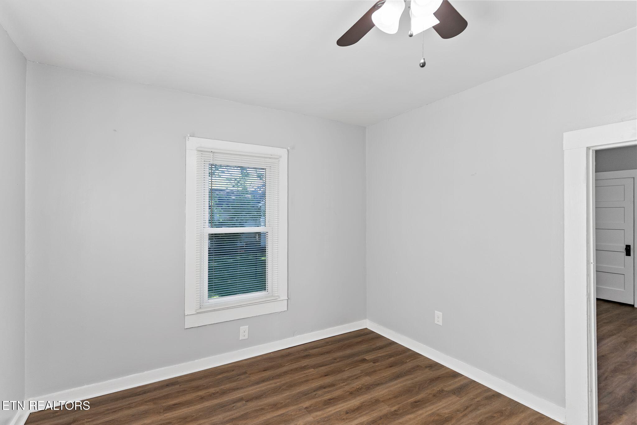 300 Hillcrest Street Clinton TN 37716