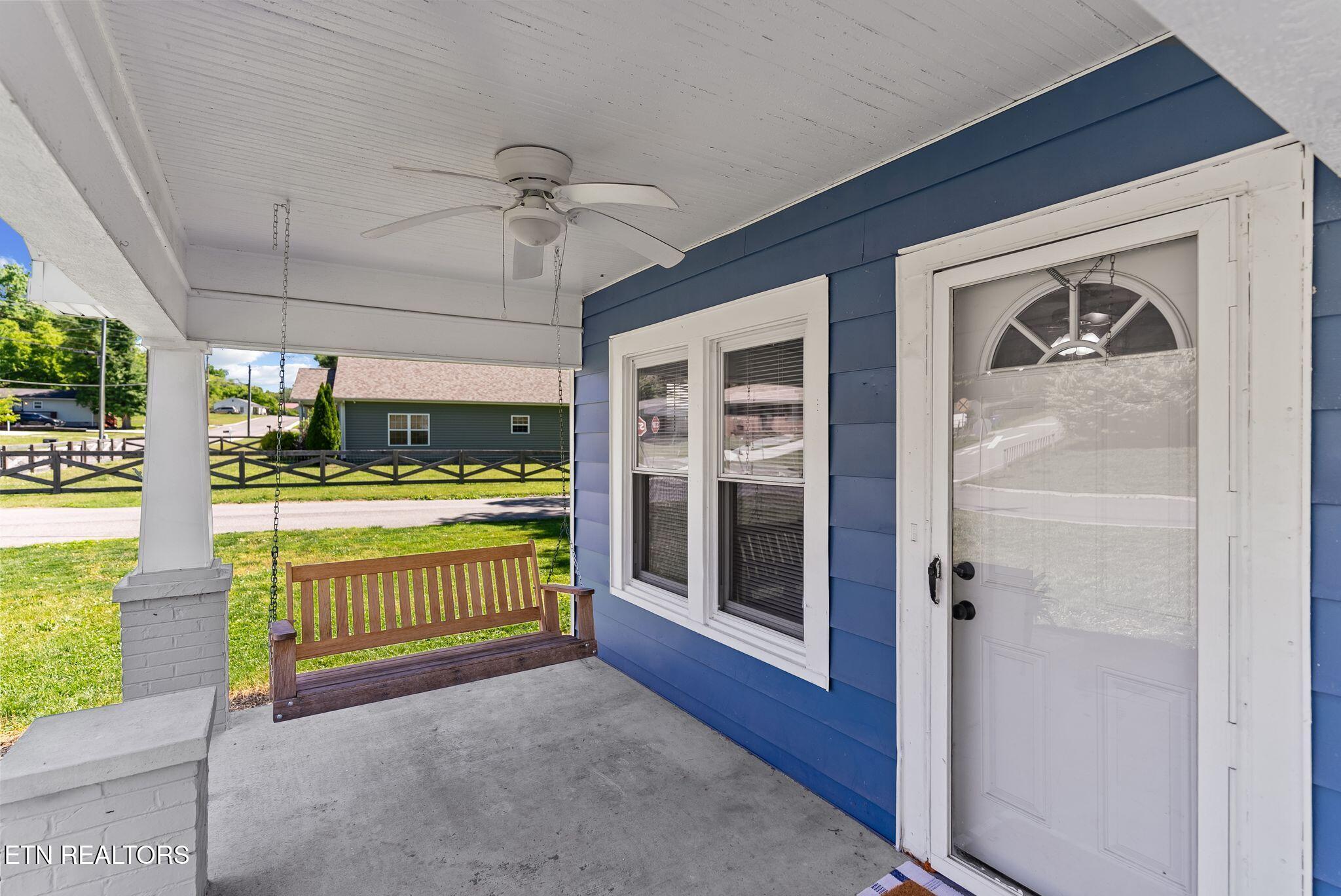 300 Hillcrest Street Clinton TN 37716