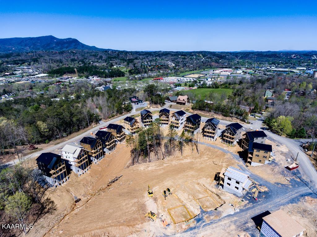 523 Warbonnet Way Pigeon Forge TN 37863