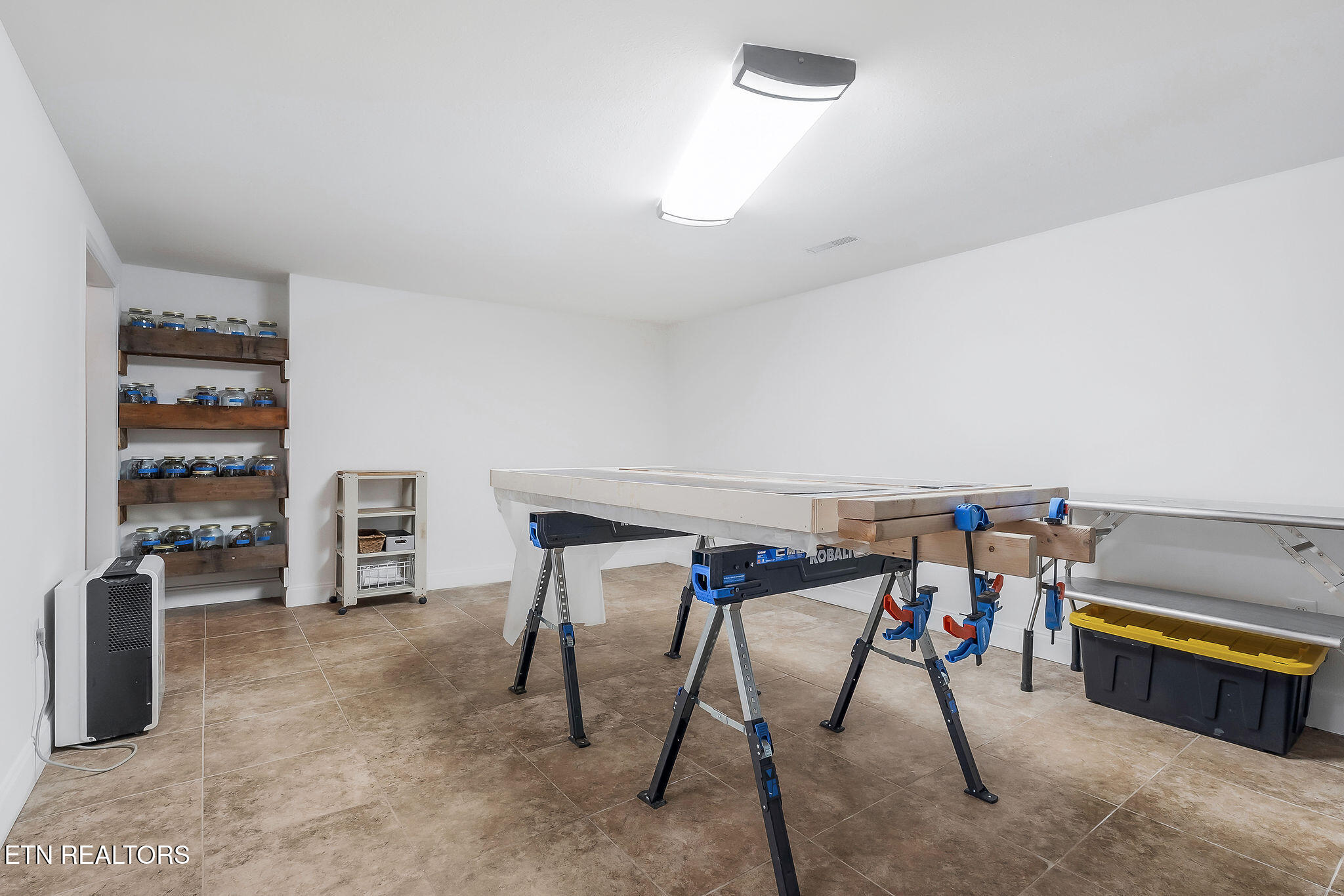 698 Maynard Road Crossville TN 38571
