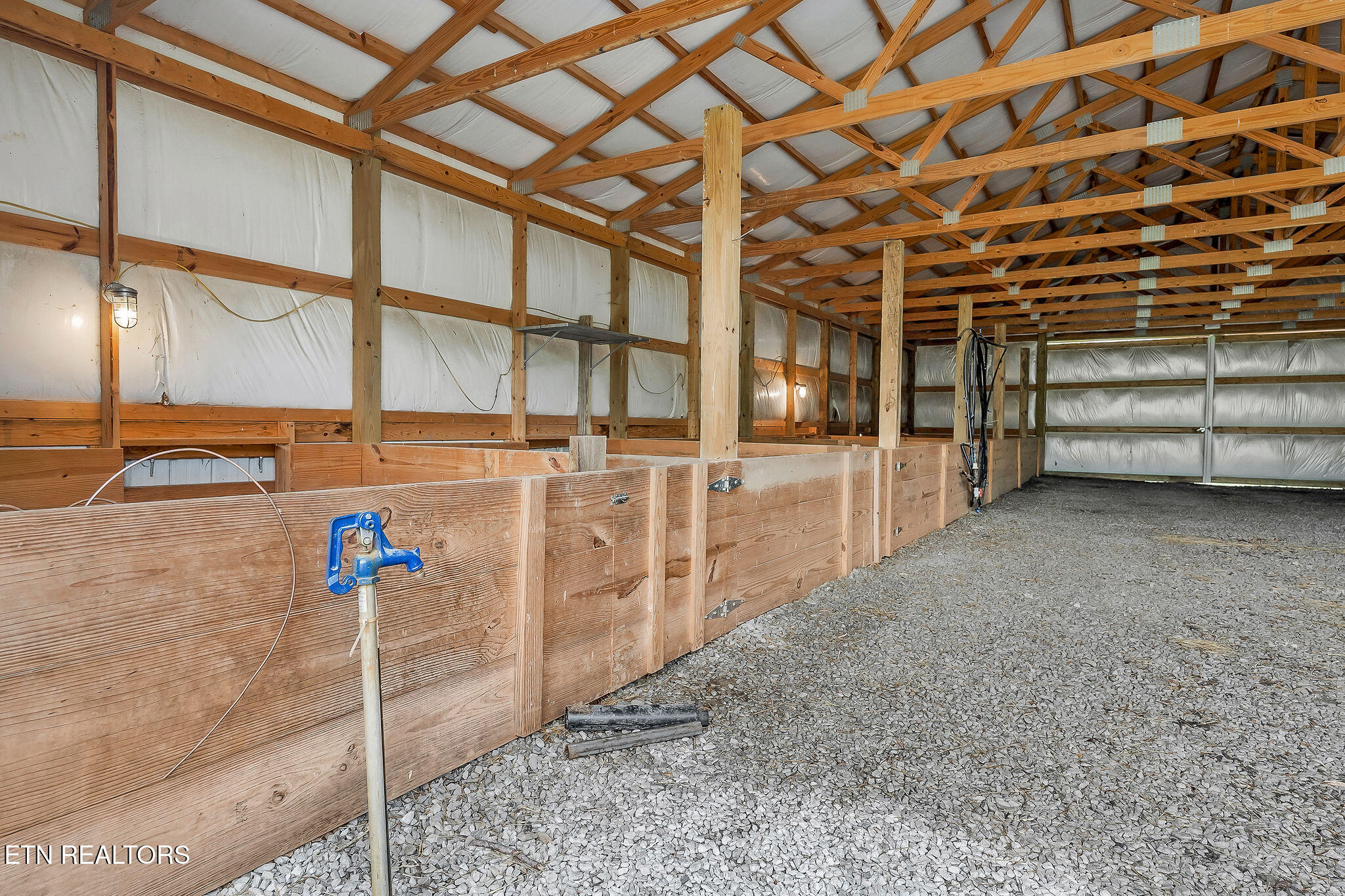 698 Maynard Road Crossville TN 38571