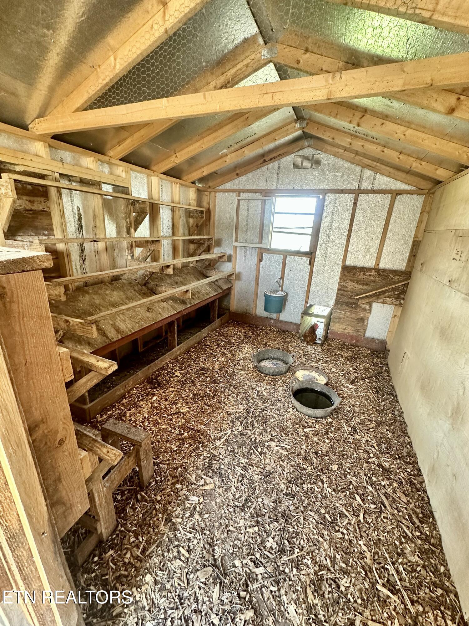 698 Maynard Road Crossville TN 38571