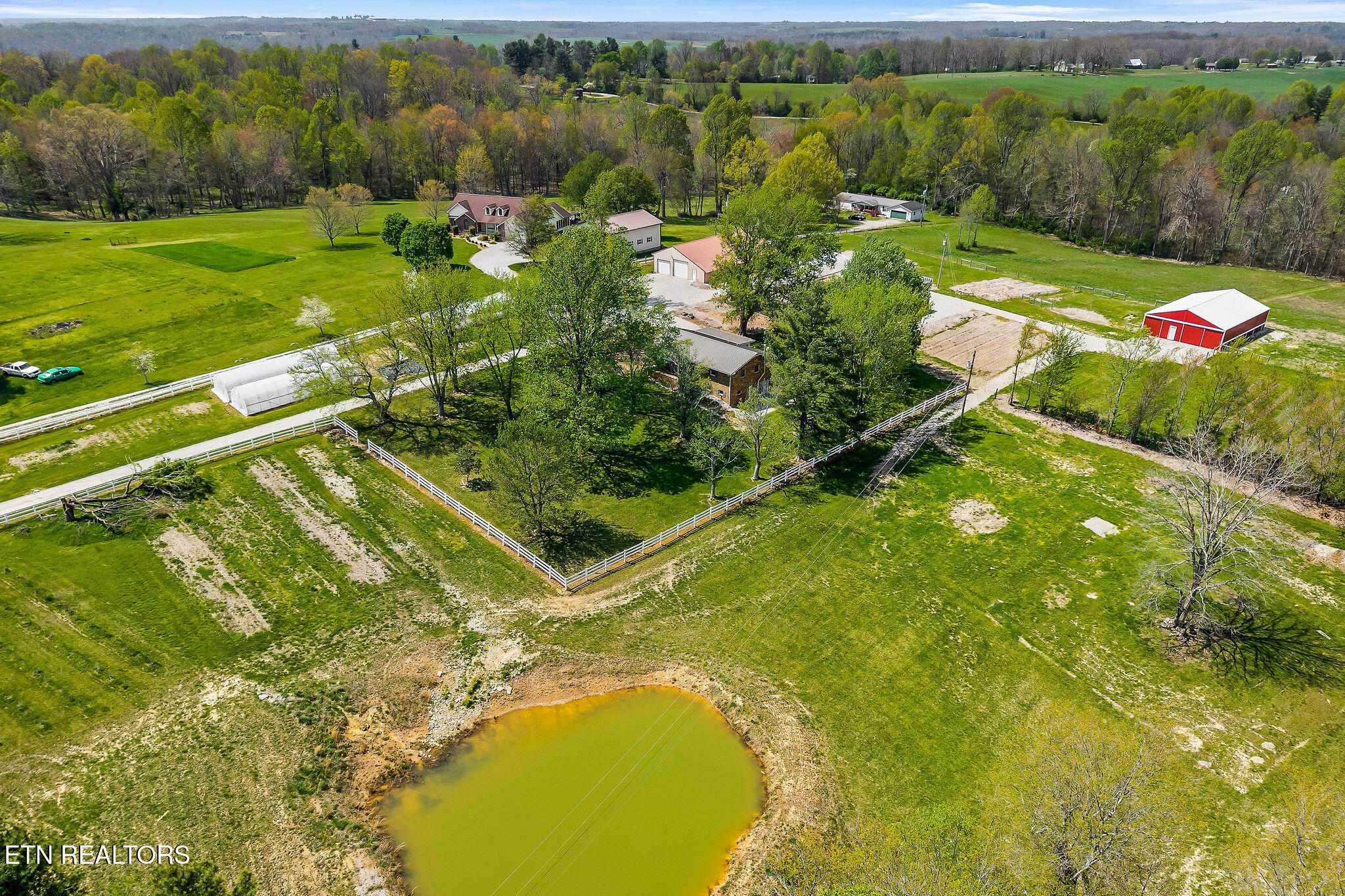 698 Maynard Road Crossville TN 38571