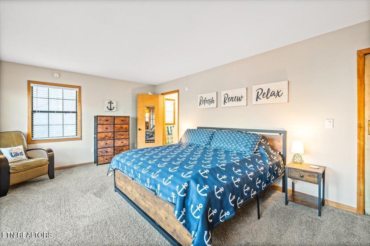 131 Phoenix Lane Speedwell TN 37870