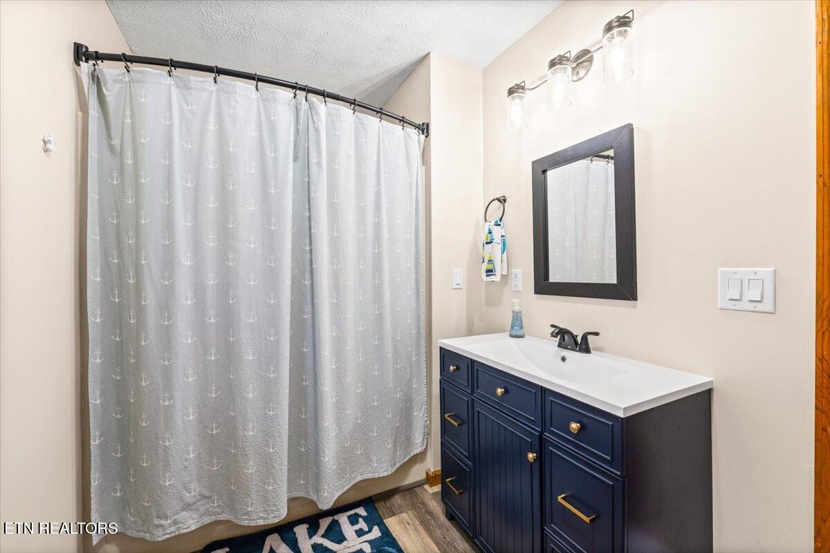 131 Phoenix Lane Speedwell TN 37870