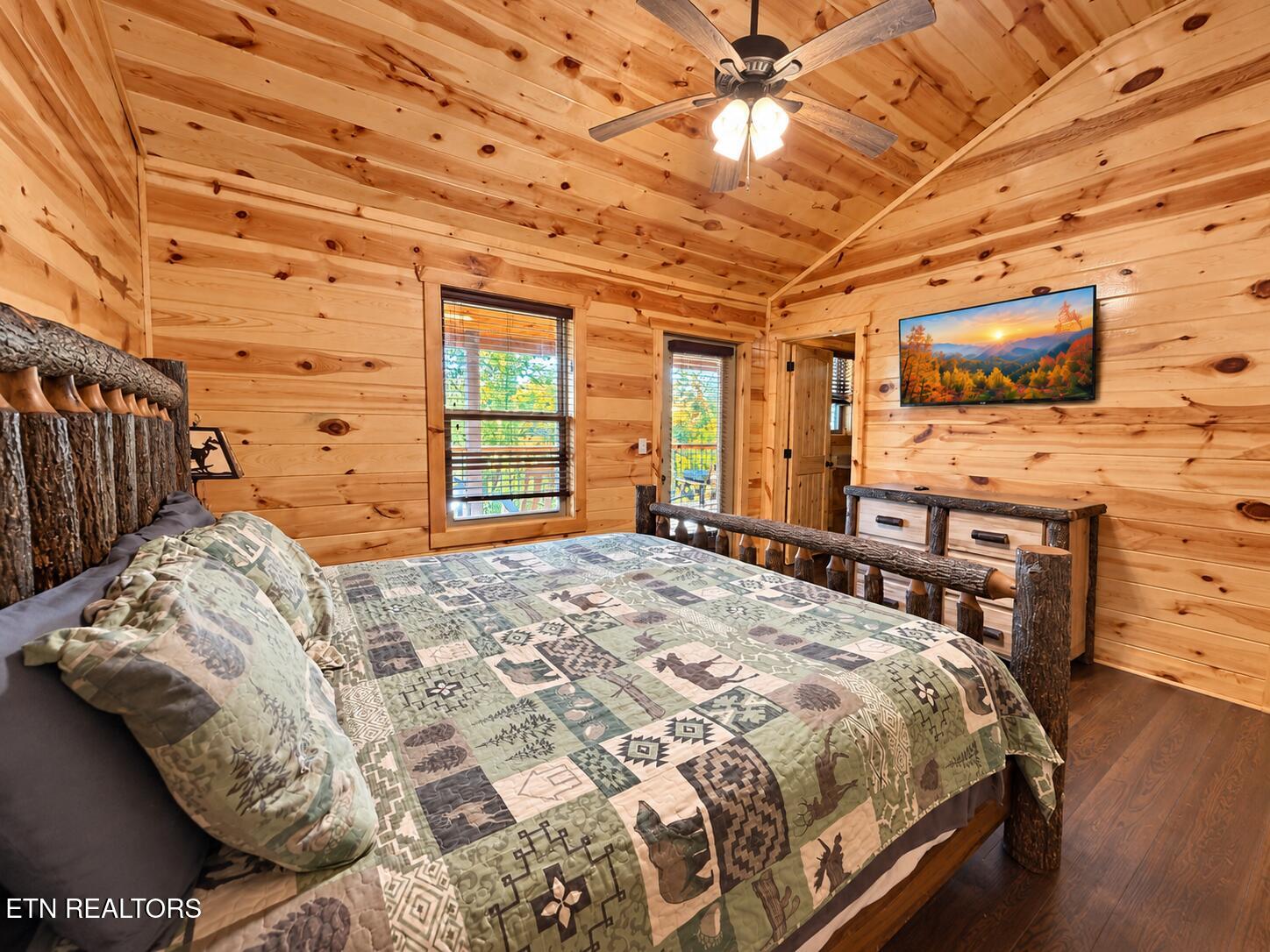 2021 Settlers Ridge Way Gatlinburg TN 37738