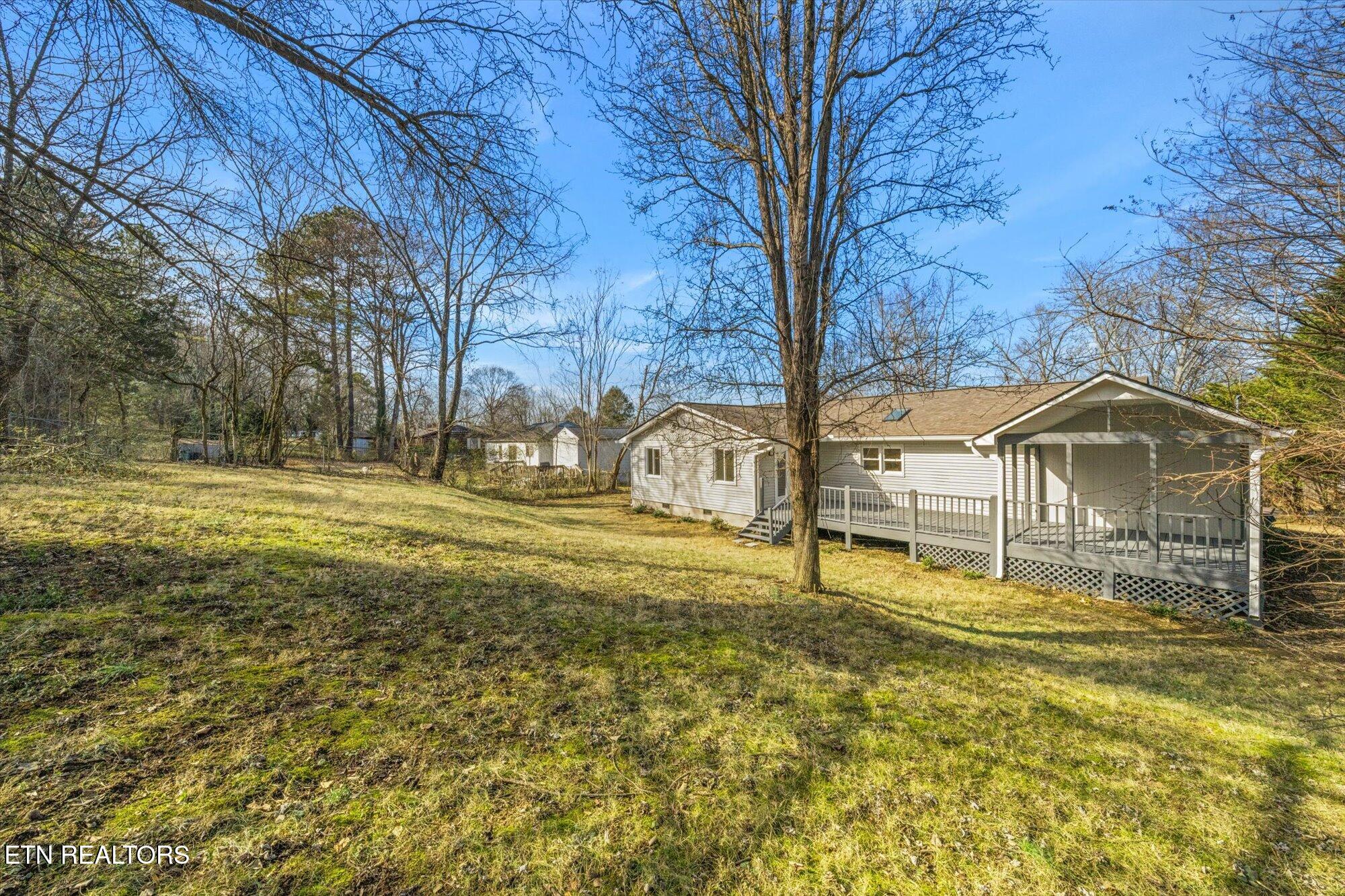 1304 Bluebird Drive Knoxville TN 37918