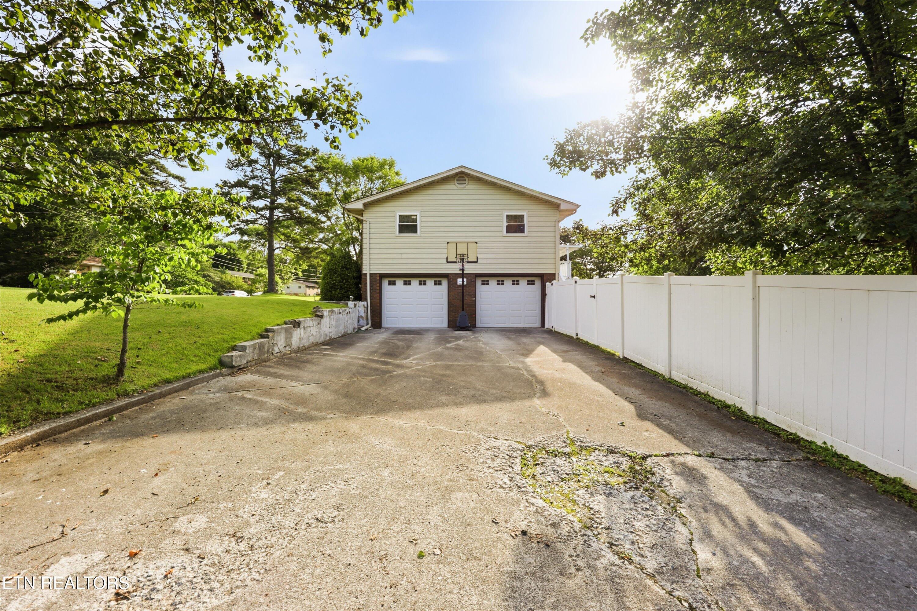 6579 E Garwood Circle Knoxville TN 37918